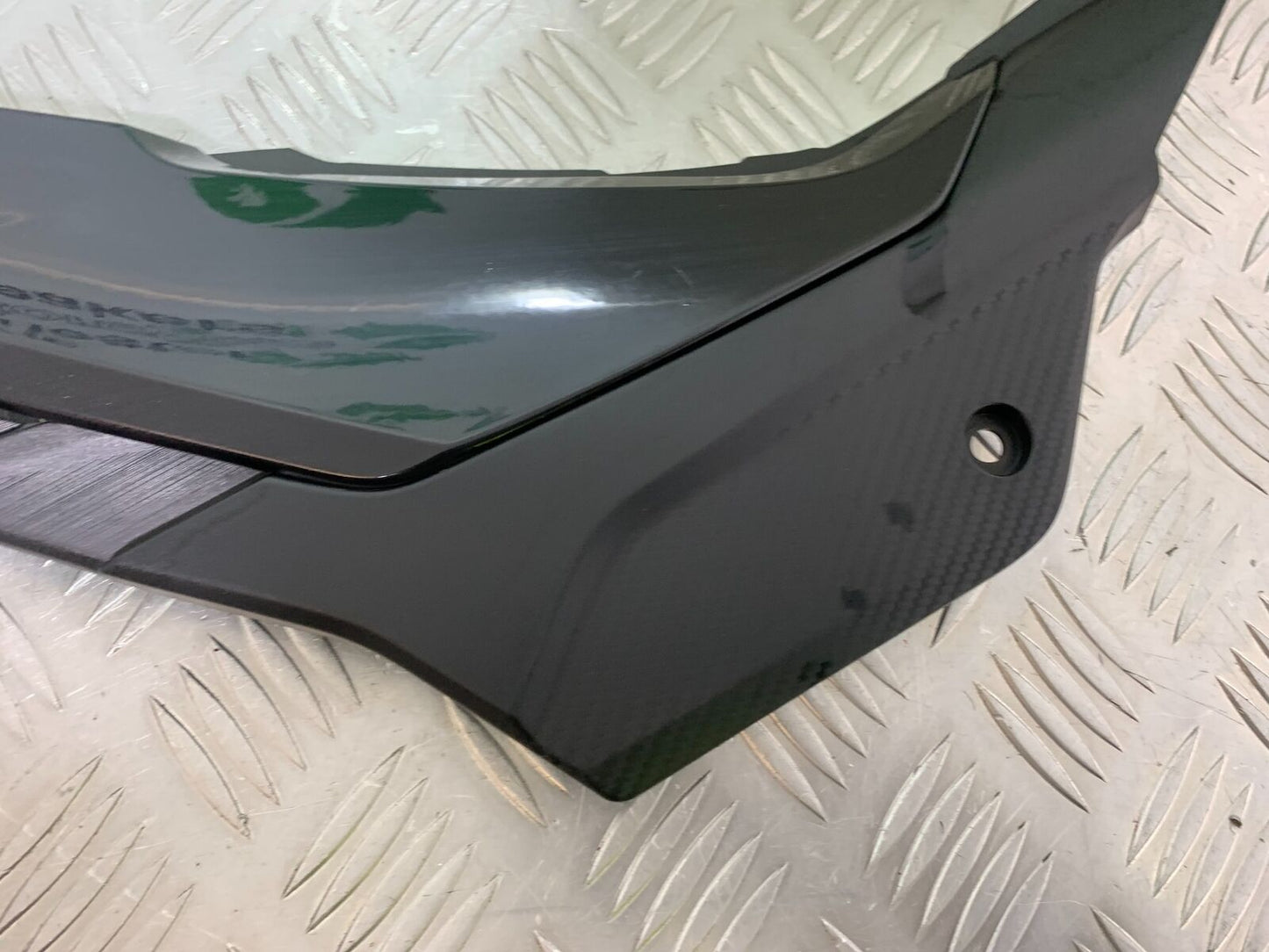 HONDA CBR500R CBR 500 R LEFT SEAT PANEL   YEAR 2016 (CMB1066)