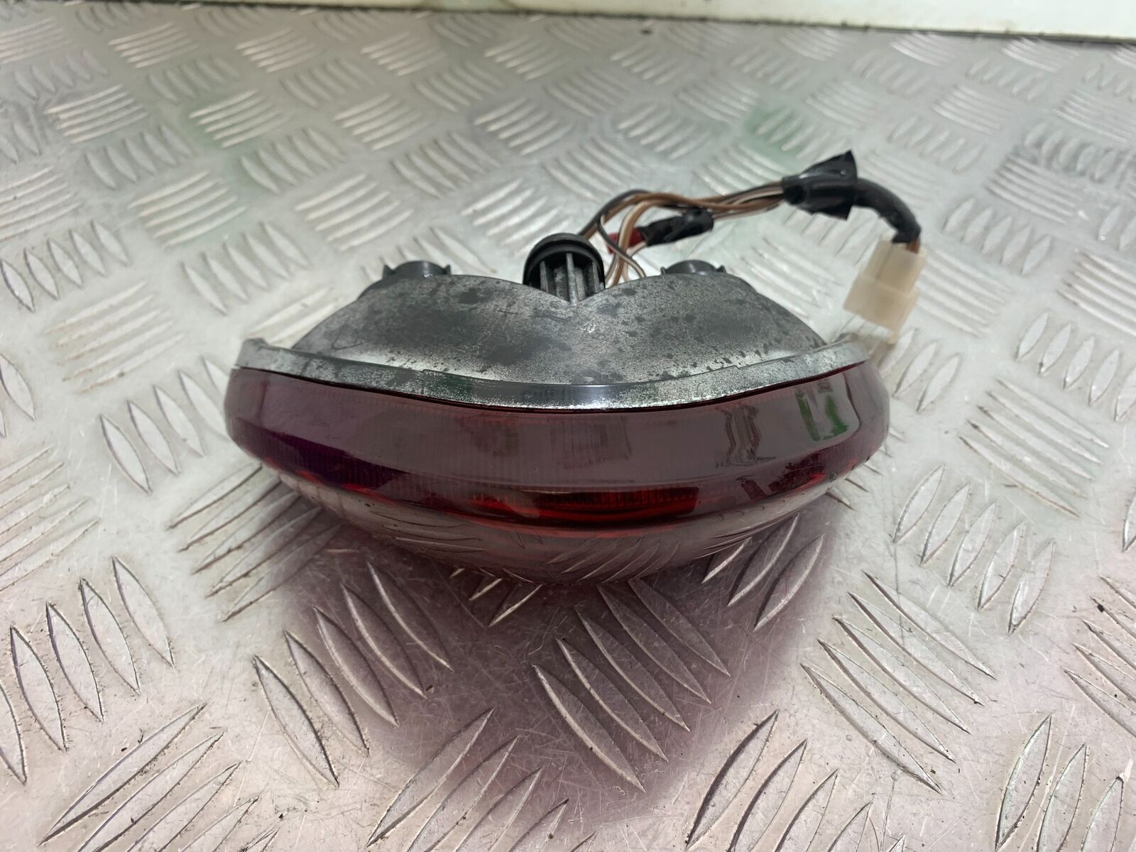 SUZUKI SV650 SV 650 mk1 REAR LIGHT  YEAR 1999-2002 (CMB1036)