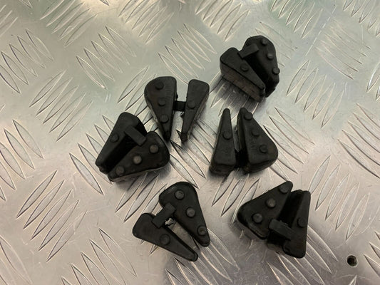 YAMAHA FZ6 FAZER CUSH DRIVE RUBBERS YEAR 2004-2007 (STOCK 955)