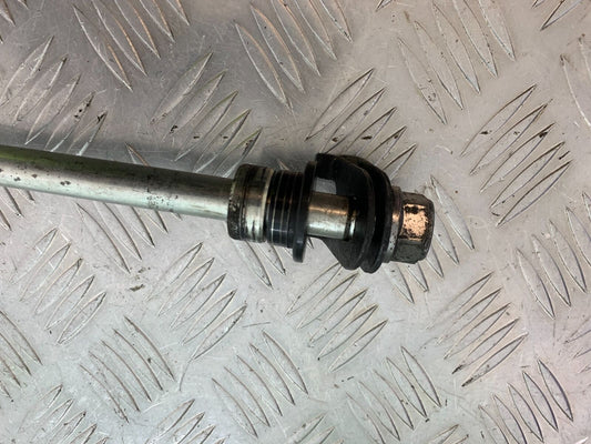 HONDA CBR500R CBR 500 R REAR WHEEL SPINDLE  YEAR 2012-16 (CMB1066)