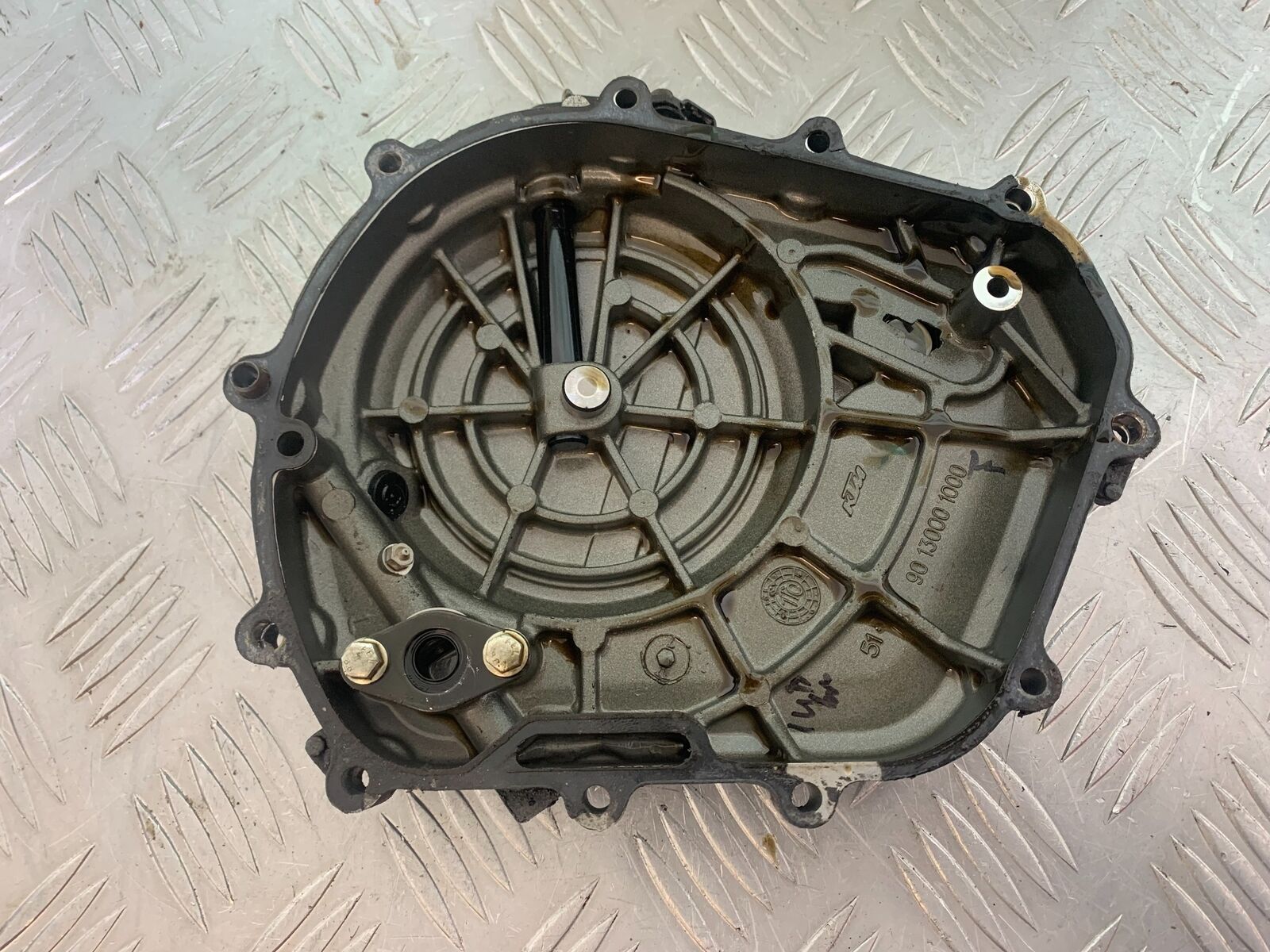 KTM DUKE 125 CLUTCH COVER   YEAR 2012 -2016