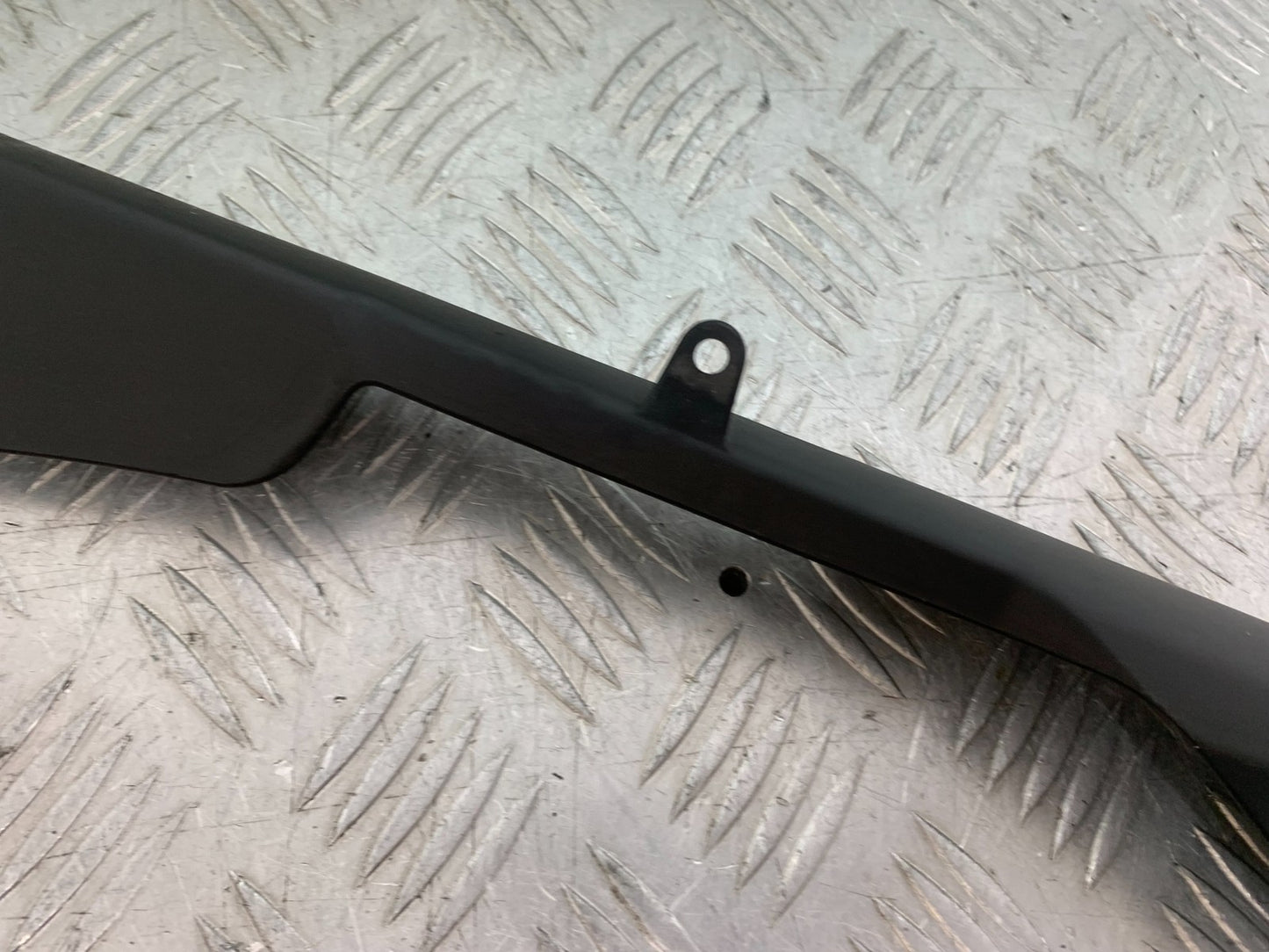 KAWASAKI ZX10R ZX10 R CHAIN GUARD  2008-2010 (CMB1301)