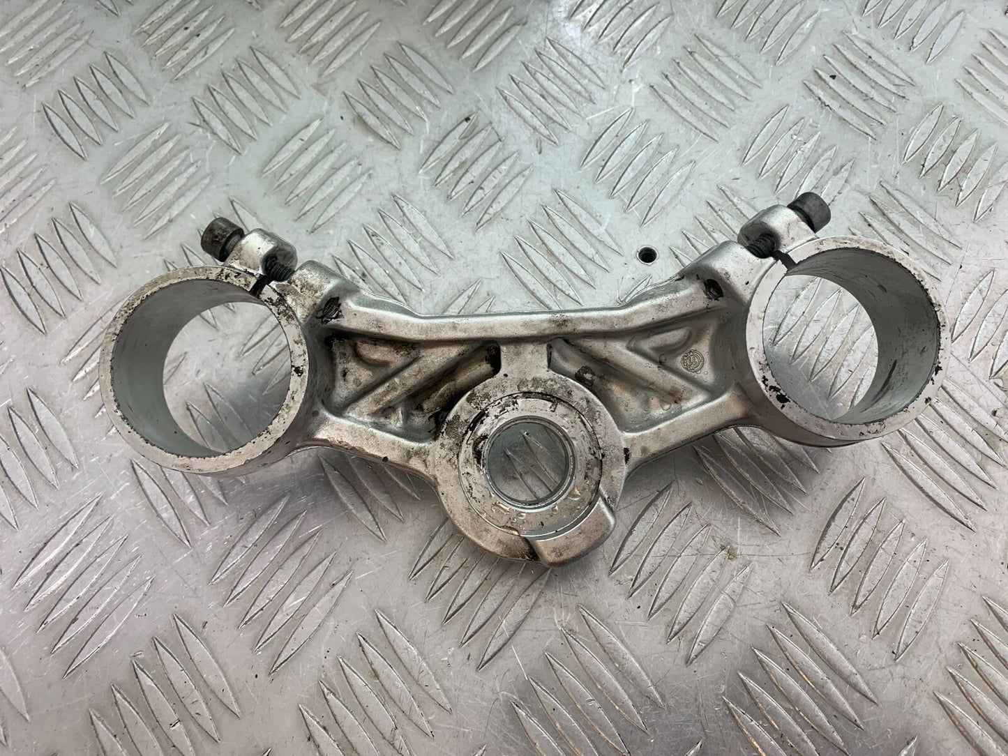 TRIUMPH TIGER 800 TOP YOKE  YEAR 2011-2014 (CMB1113)
