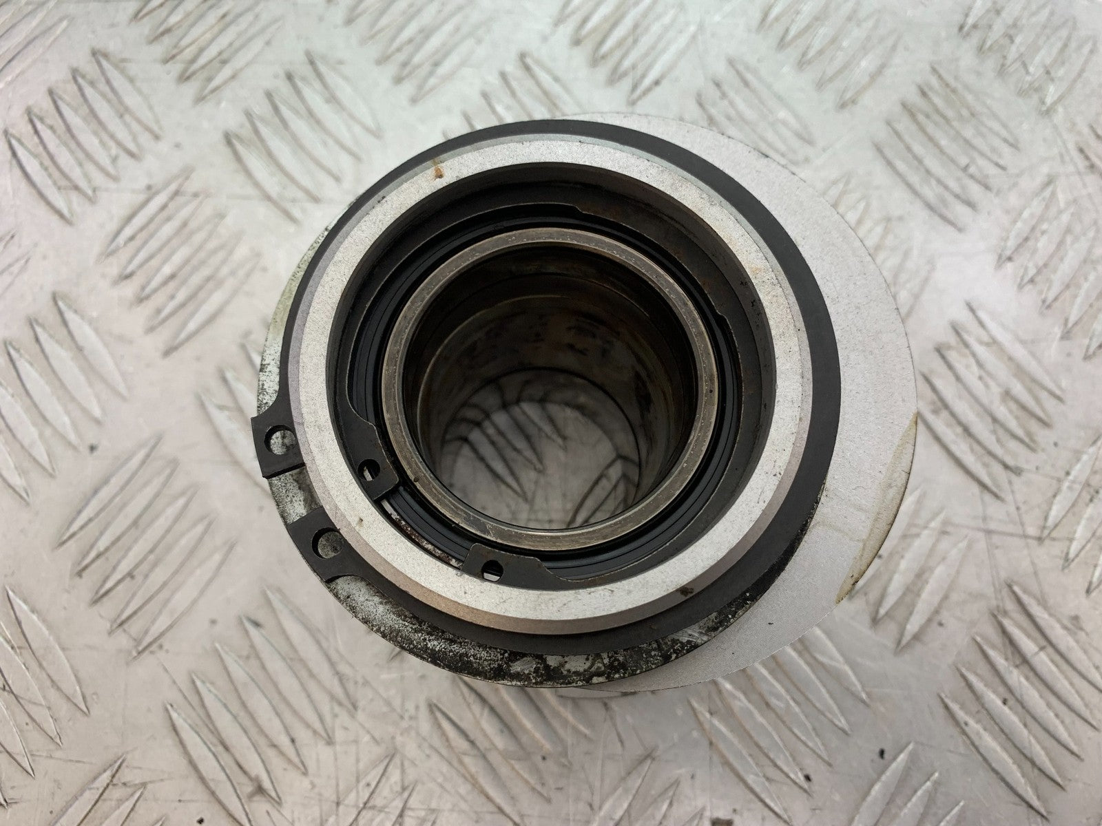 DUCATI 1299 PANIGALE ECCENTRIC HUB  YEAR 2016 (CMB 1187)