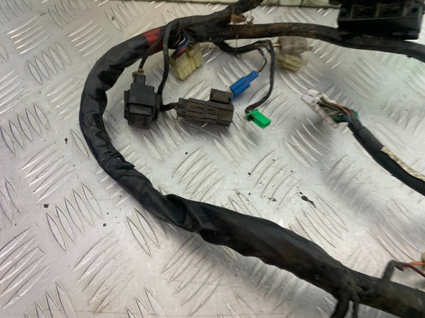 YAMAHA FZS600 FAZER 600 WIRING LOOM   YEAR 1998-2001 (CMB1267)