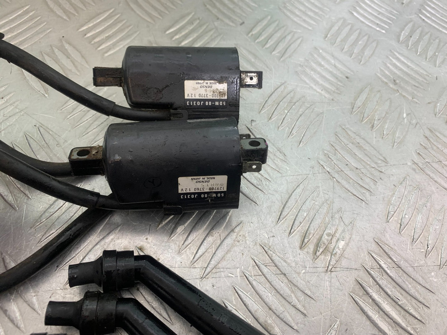 YAMAHA FZS600 FAZER 600 COILS AND CAPS   YEAR 1998-2001 (CMB1267)