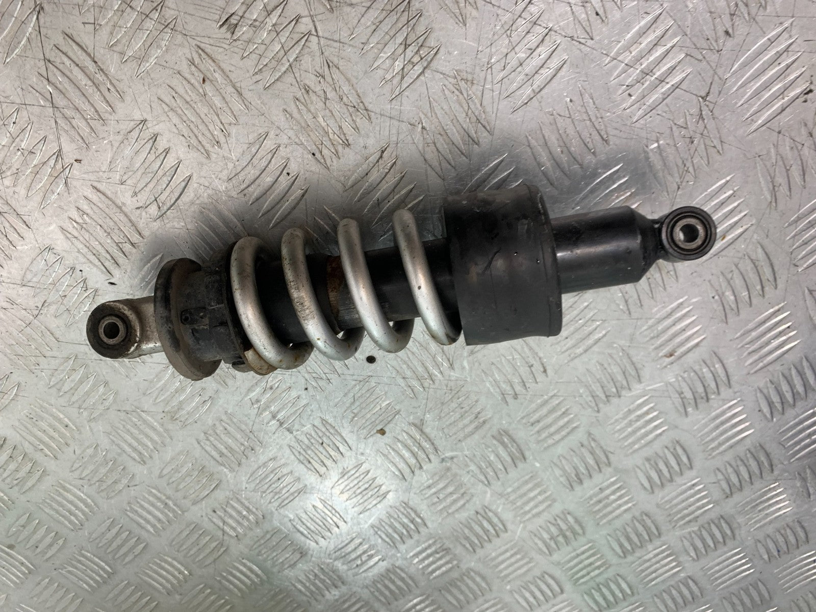 HONDA CB650F CB 650 FA-E REAR SHOCK YEAR 2014-2017 (CMB1226)
