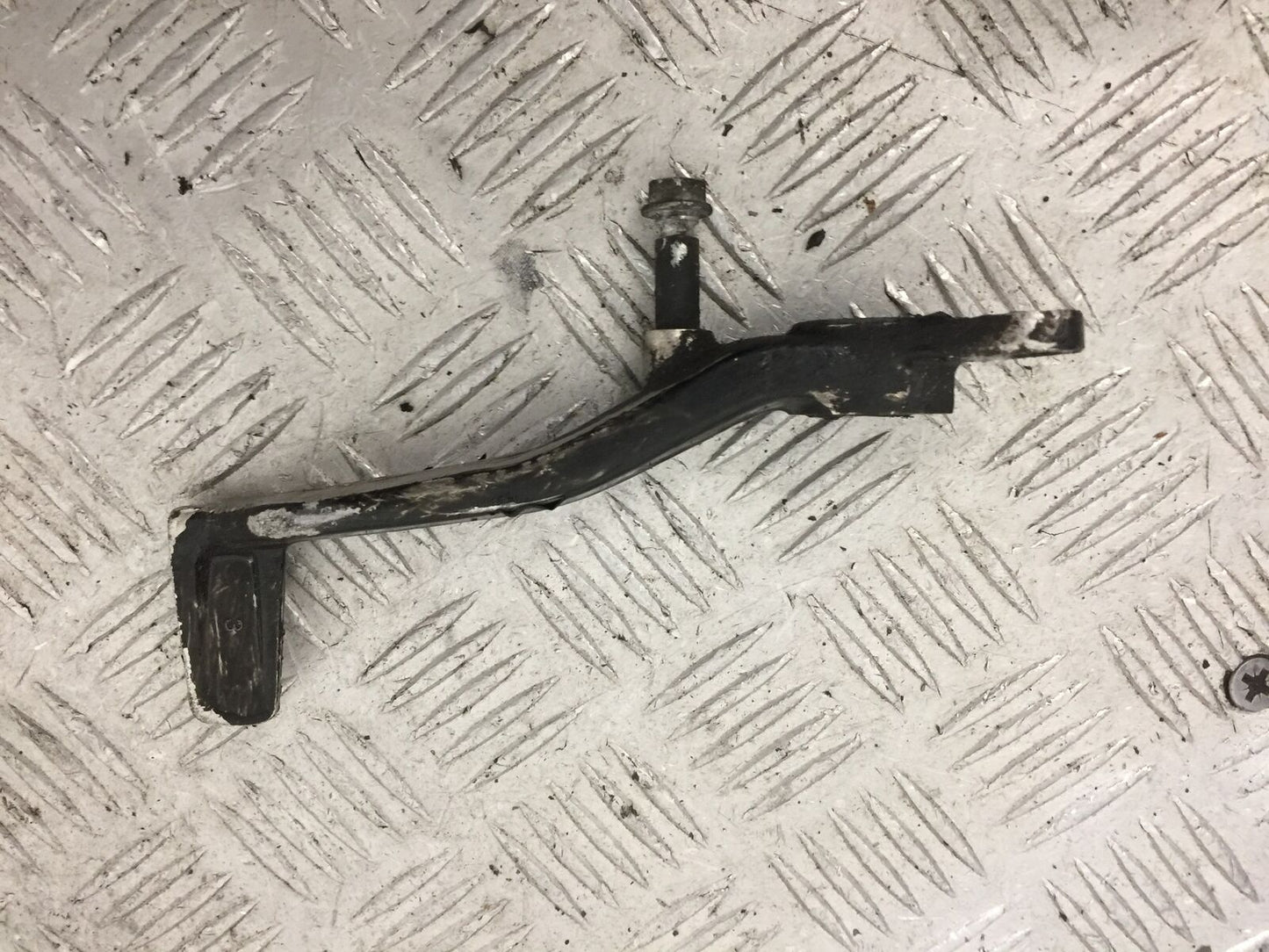 KAWASAKI ZX9R ZX9B REAR BRAKE PEDAL  YEAR 1994 (STOCK 860)