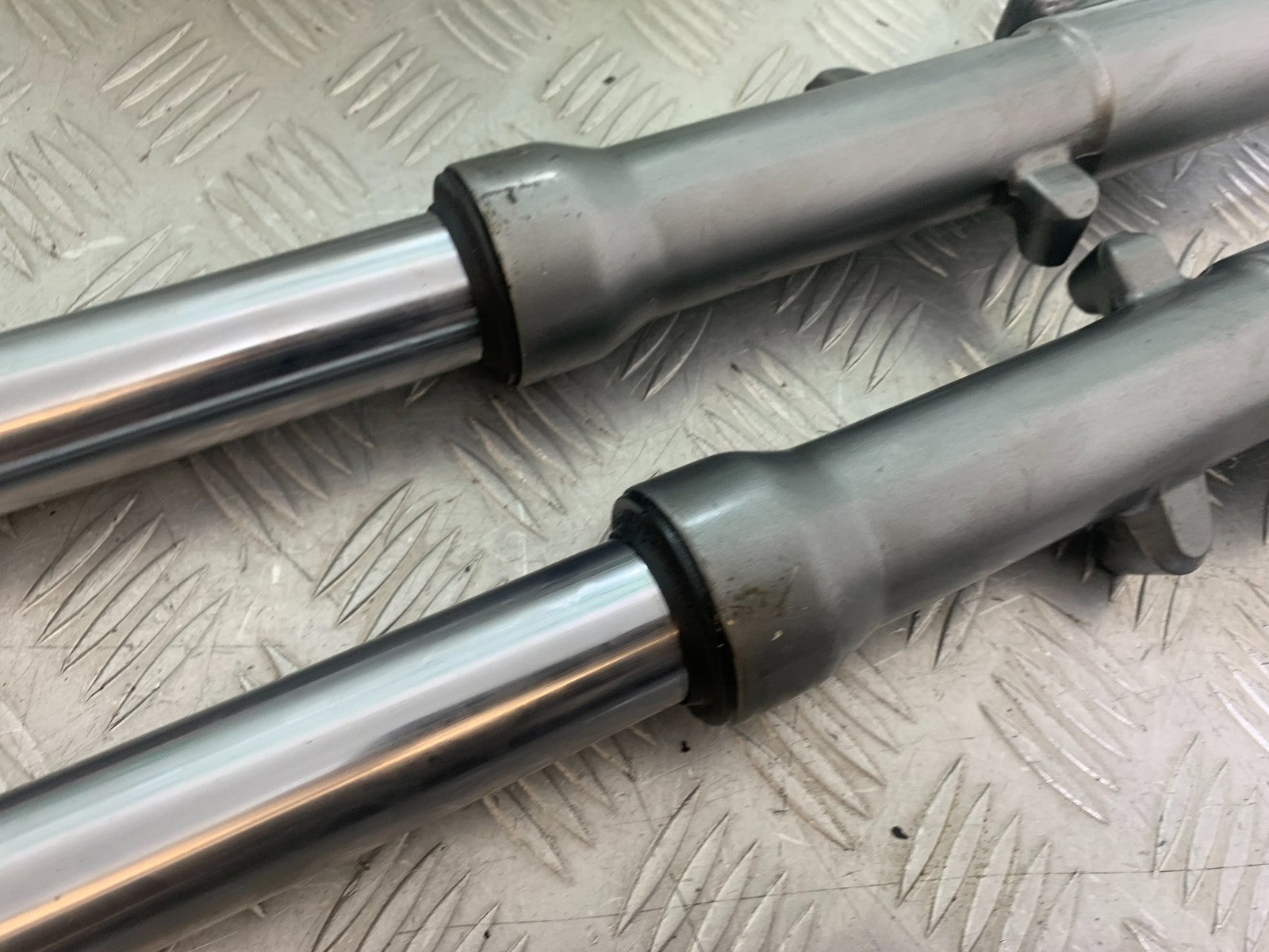 KAWASAKI ZX6R ZX6 F FORKS   YEAR 1995-1997 (CMB1169)