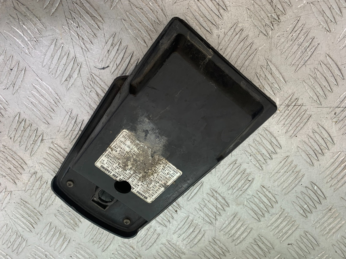 HONDA VT700 VT 700 SHADOW BACK REST POCKET AND LID  YEAR 1984-85 (CMB1328)