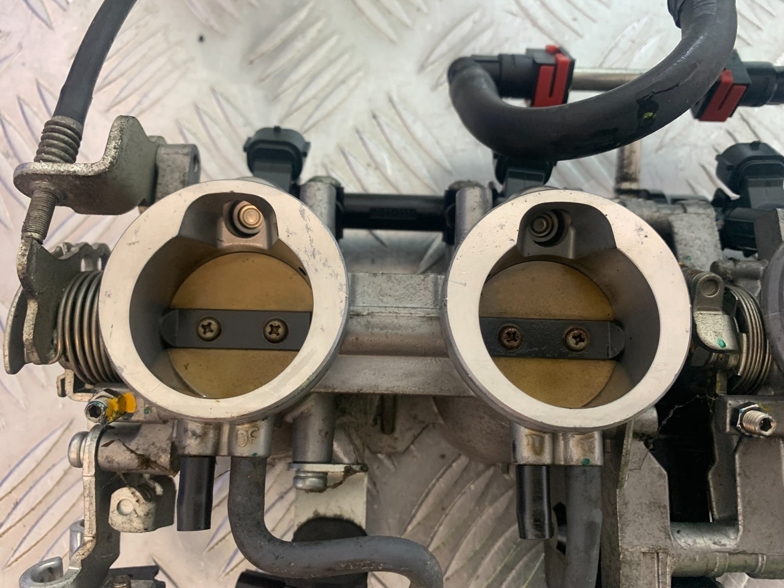 KAWASAKI ZX6R THROTTLE BODIES  YEAR 2009-2012 (CMB1136)