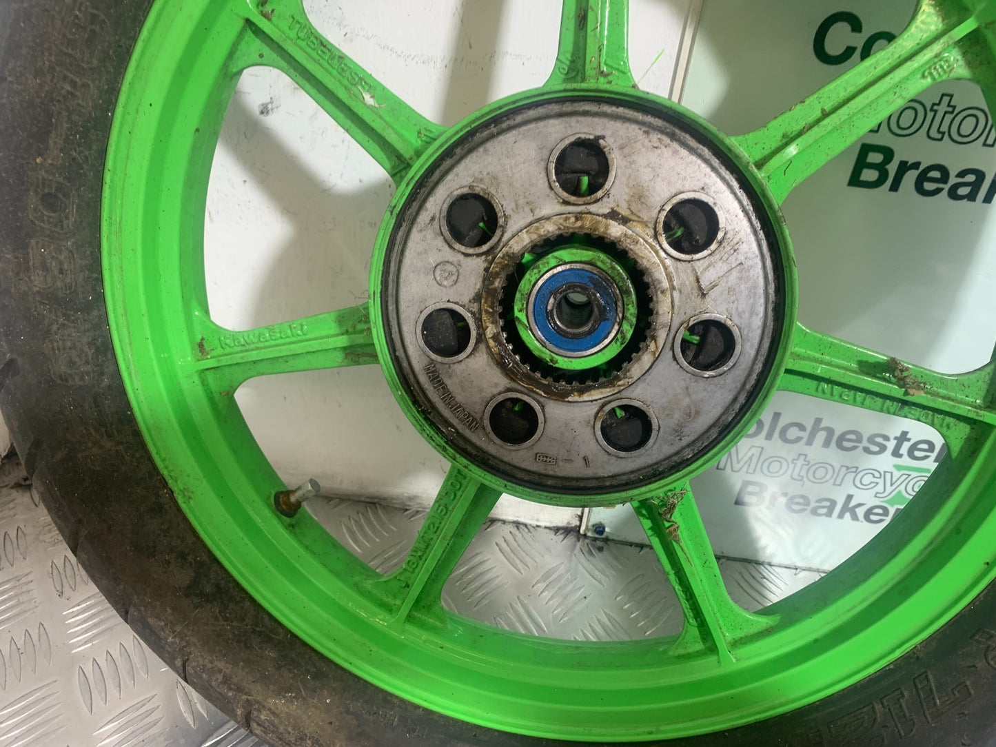 KAWASAKI GT550 GT 550 REAR WHEEL  YEAR 1984-87 (CMB1141)