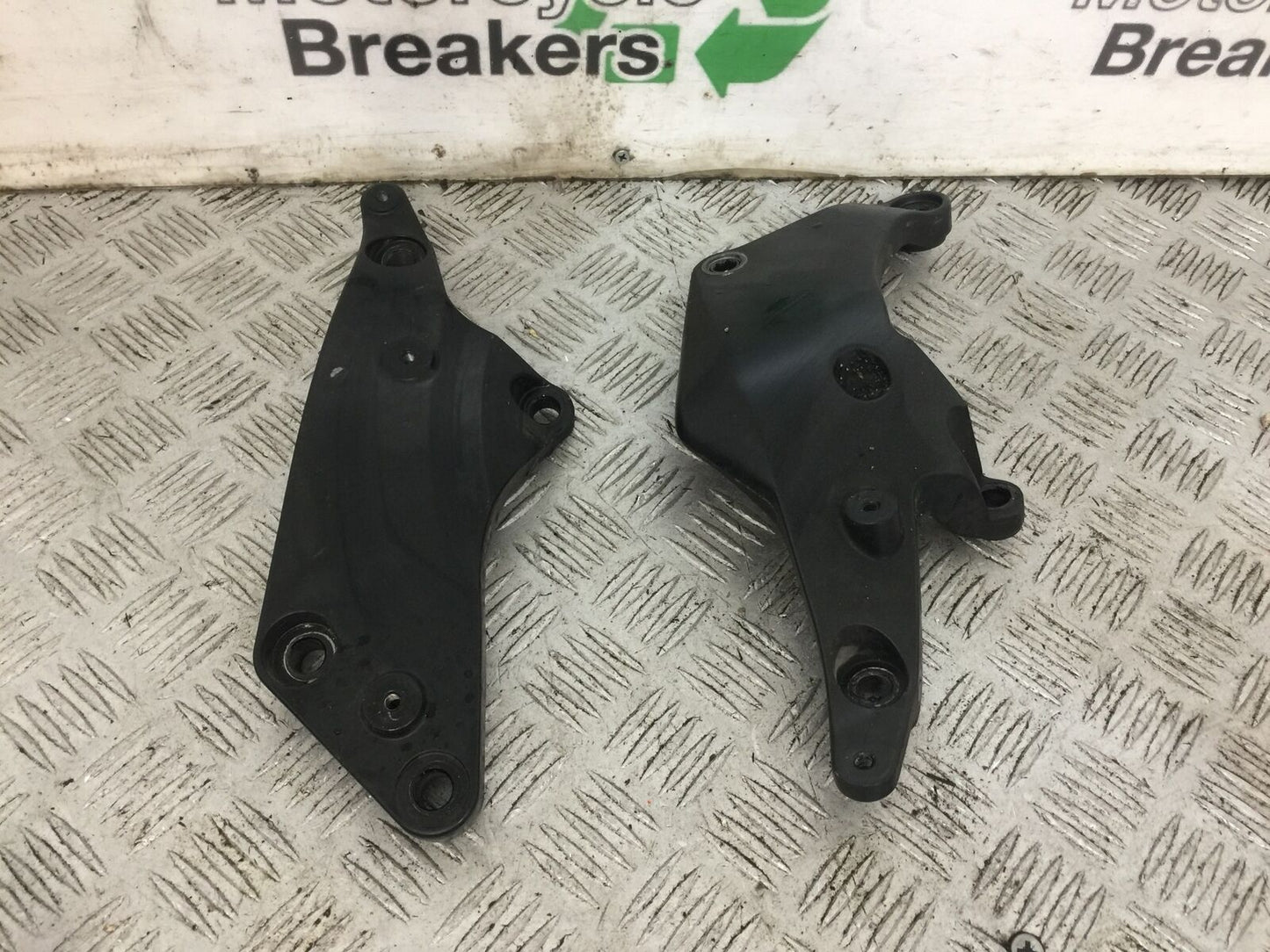 KAWASAKI ZX10R ZX10 R ENGINE BRACKETS   2008-2010 (STOCK 766)
