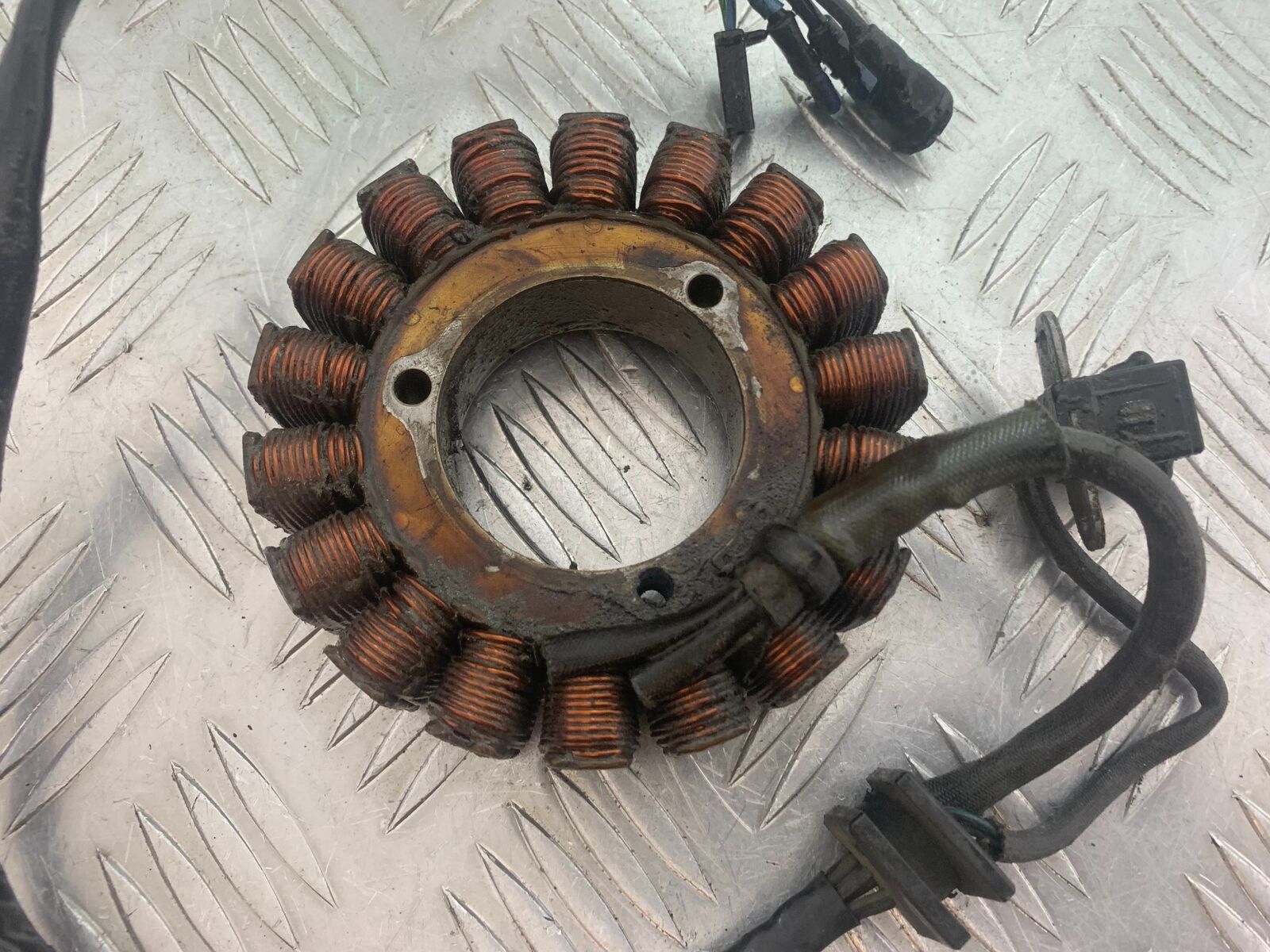 SUZUKI SV1000 SV 1000 K4 GENERATOR  YEAR 2003-2007 (CMB1042)