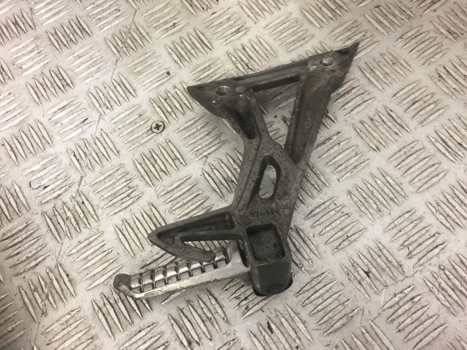 KAWASAKI NINJA 300 EX300 LEFT REAR HANGER   YEAR 2017 (STOCK 492)