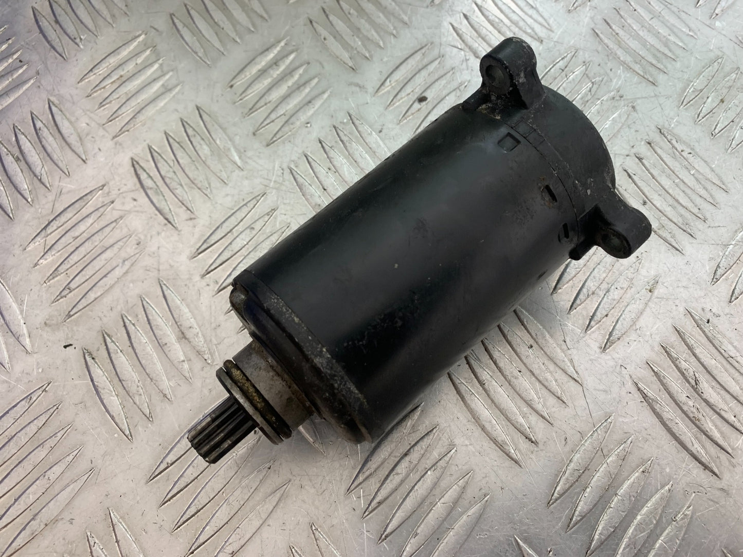 TRIUMPH T509 SPEED TRIPLE STARTER MOTOR  GEAR YEAR 1997-1998 (CMB1144)