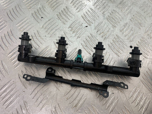 HONDA CBR1000 rr FIREBLADE INJECTORS   2012-2016 (CMB1280)