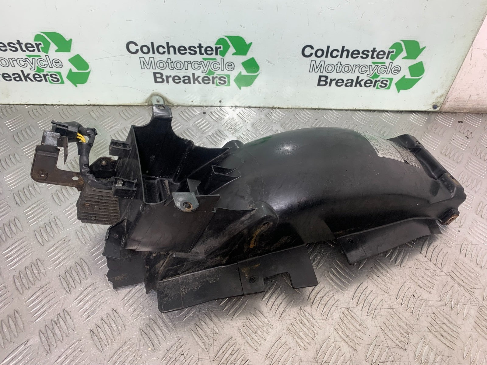 HONDA NTV 600 REVERE REAR MUDGUARD  YEAR 1988-1996  (CMB1281)