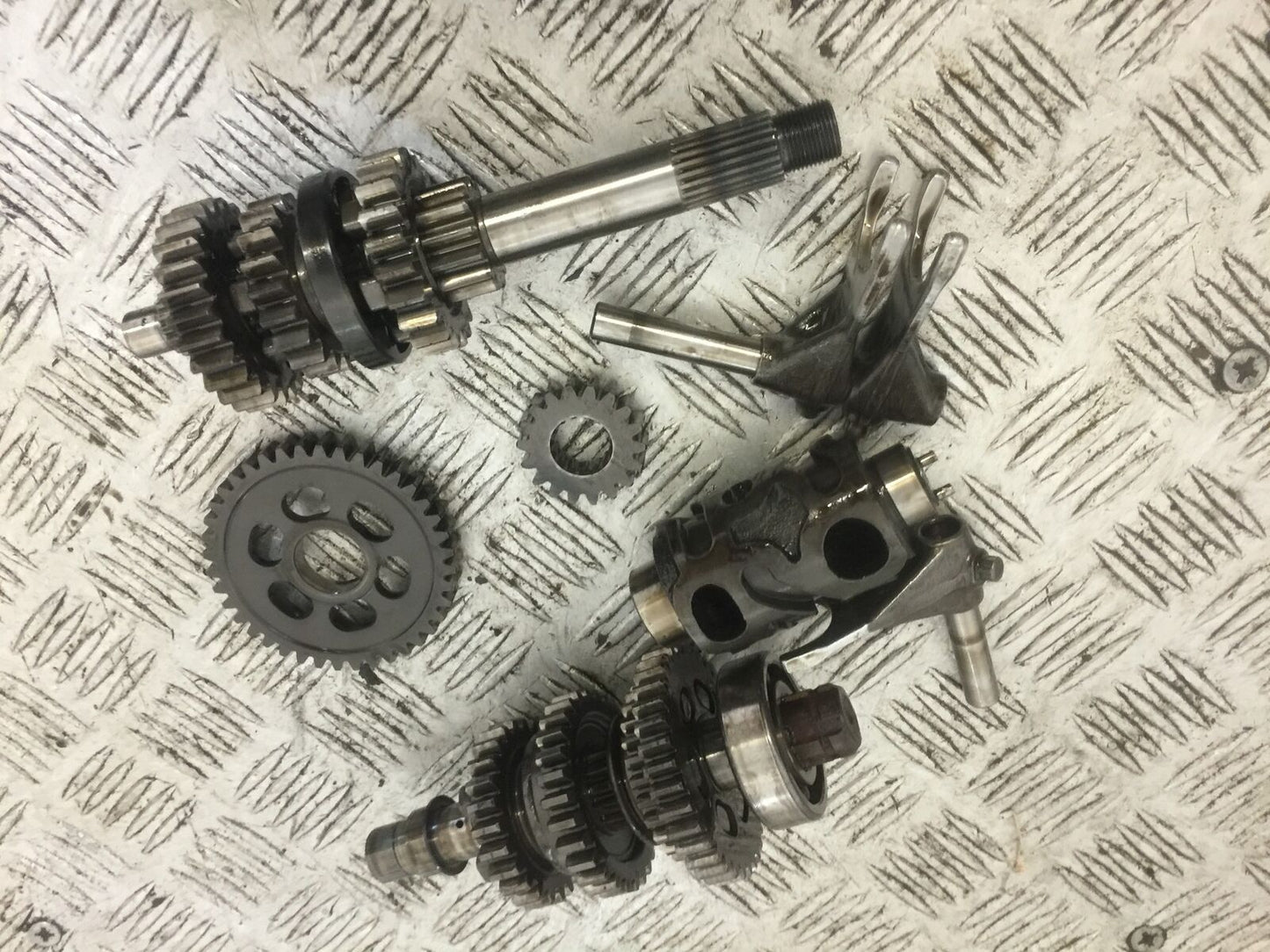 HONDA CBF125 CBF 125 GEARBOX YEAR 2011 (STOCK 614)