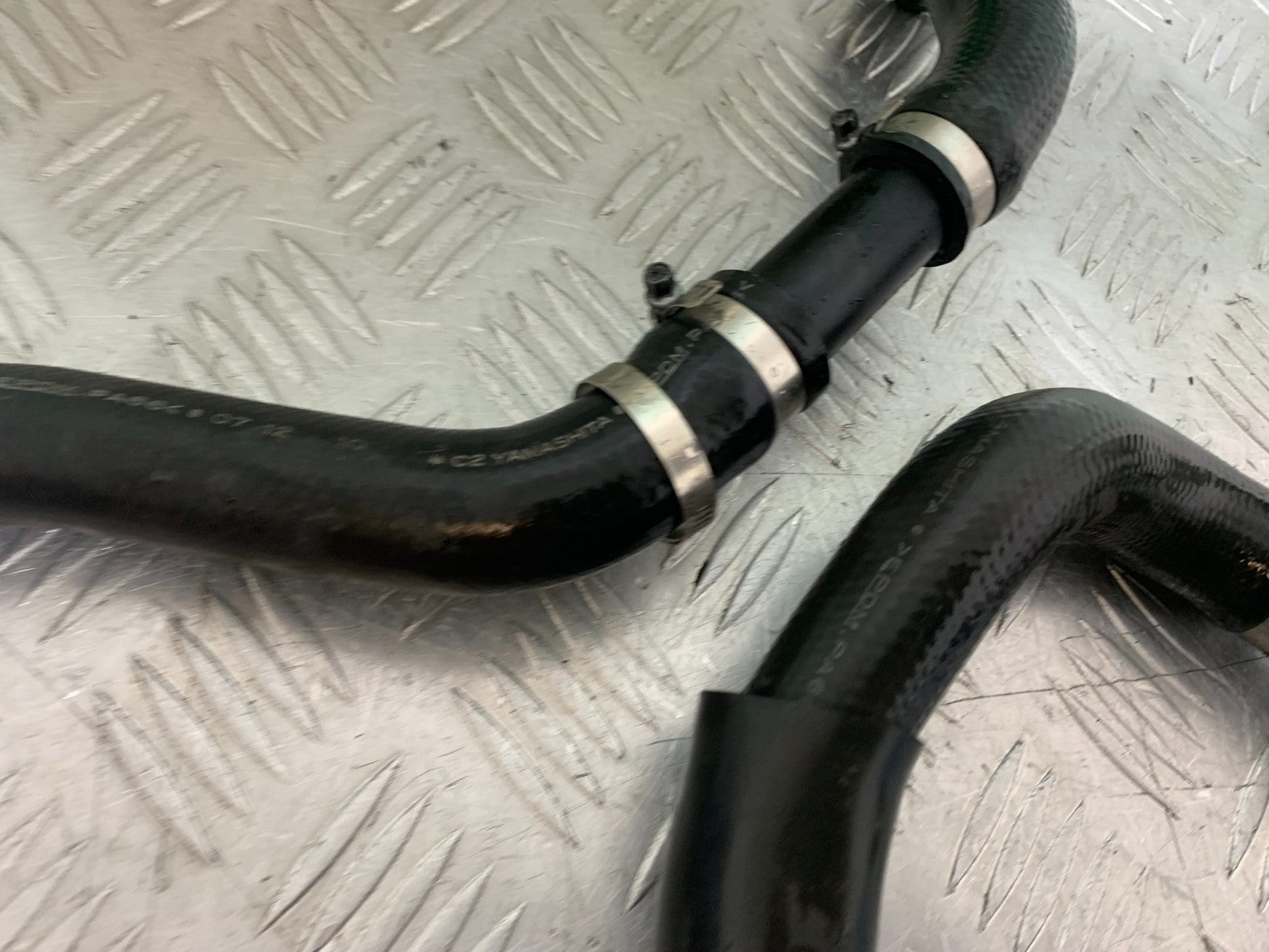 HONDA CBR1000 rr FIREBLADE WATER HOSES   2008-2011 (CMB1253)