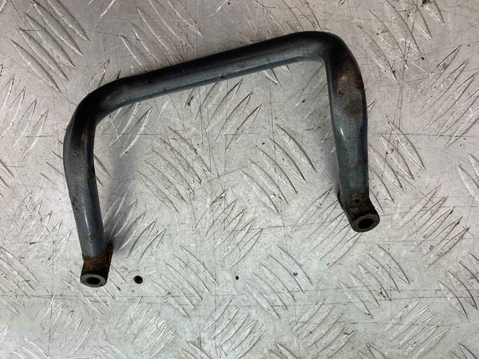 TRIUMPH TROPHY 900 GRAB RAIL YEAR 1991-95 (CMB1251)