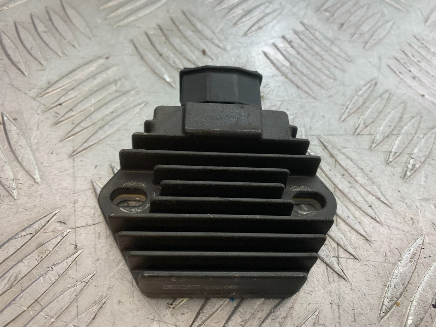 HONDA CBF500 CBF 500 REGULATOR   YEAR 2004-2008  (CMB1294)