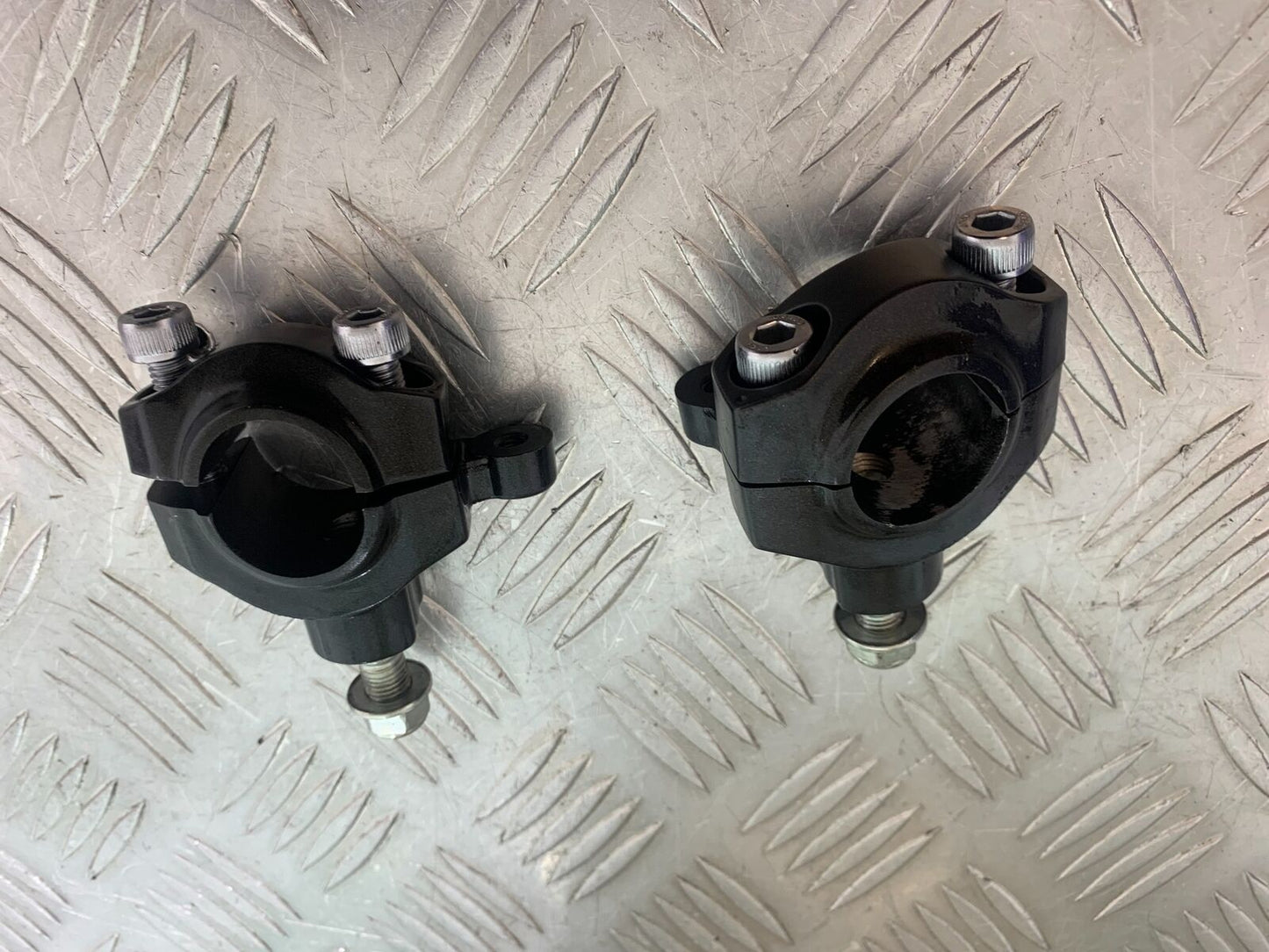 YAMAHA XSR900 XSR 900 HANDLEBAR RISERS   YEAR 2021-2022 (CMB1073)