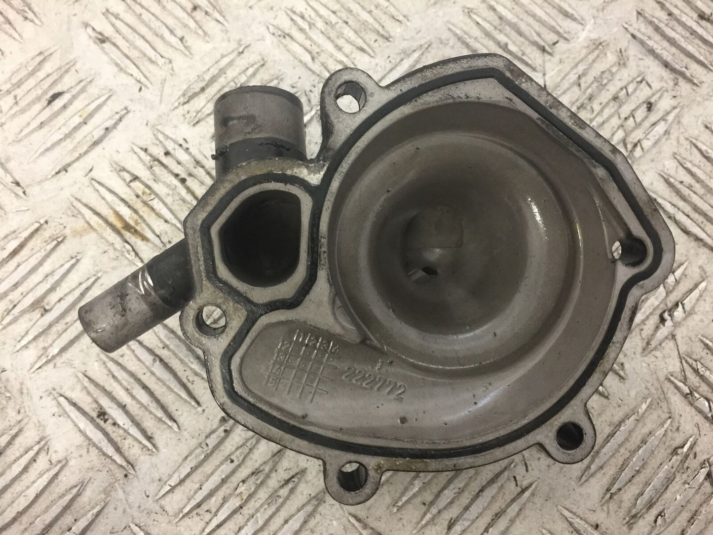 BMW F800 GT WATER PUMP COVER  YEAR 2013-2017 (STOCK 619)