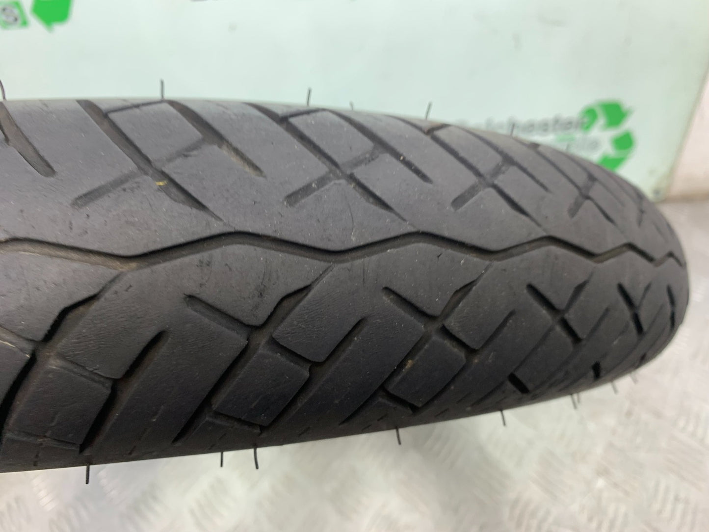 HONDA XL125 VARADERO FRONT WHEEL  YEAR 2001-2006  (CMB1304)