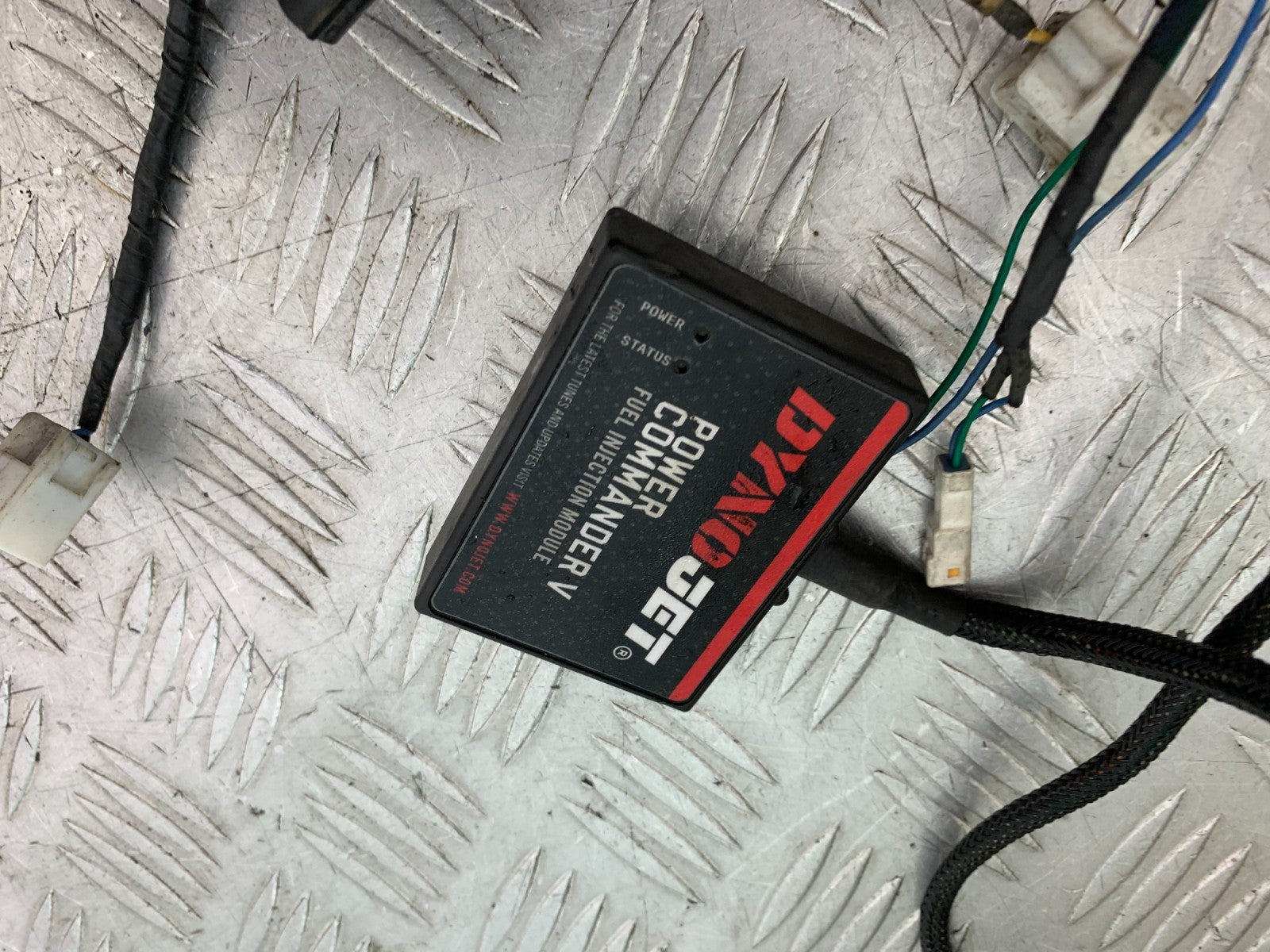 HONDA CBR1000 RR  QUICK SHIFER POWER COMMANDER YEAR 2008-2011 (CMB1330)