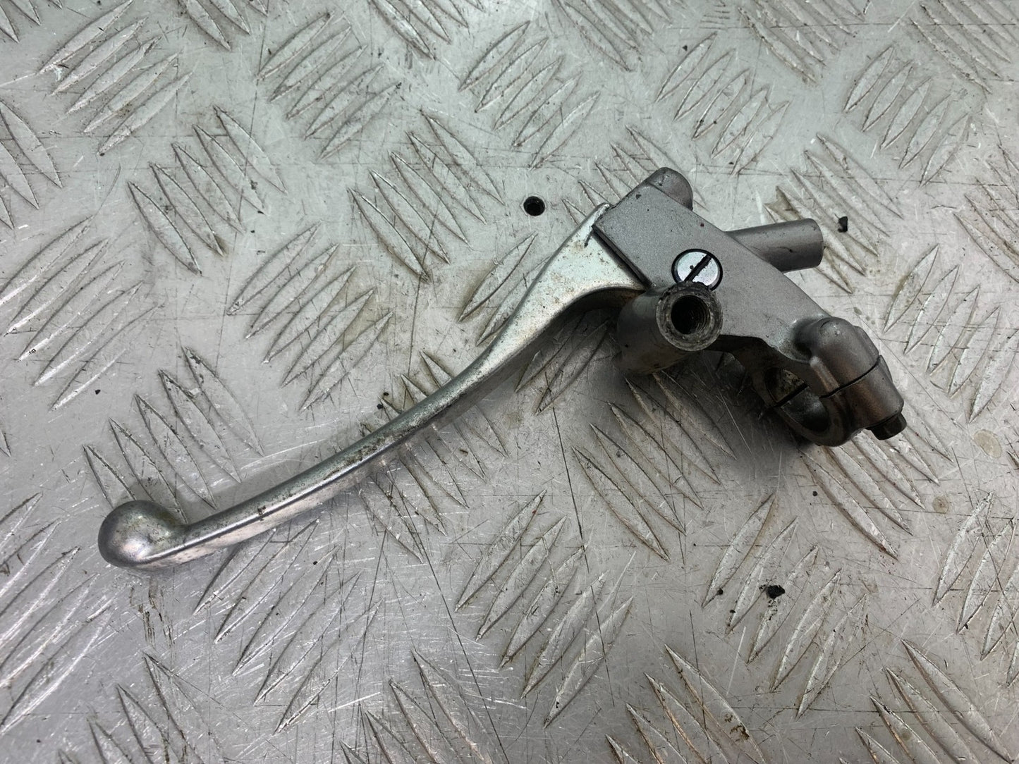 HONDA NTV 600 REVERE CLUTCH LEVER AND BRACKET  YEAR 1988-1996  (CMB1281)