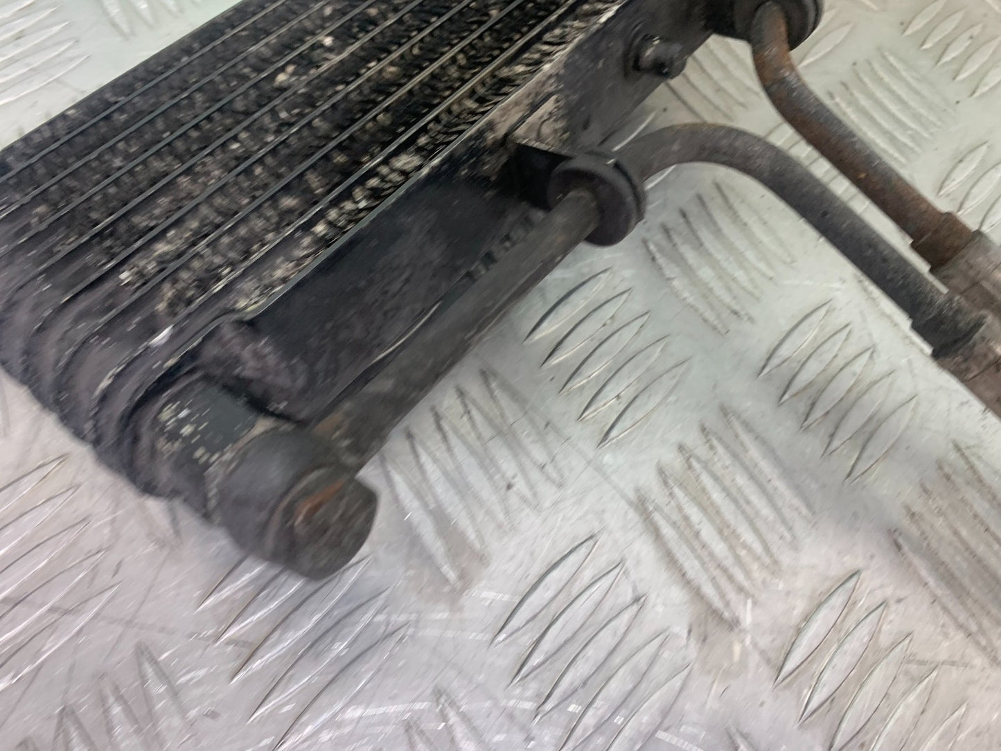 TRIUMPH 955i SPRINT ST OIL COOLER AND LINES   1999-2004 (CMB1176)