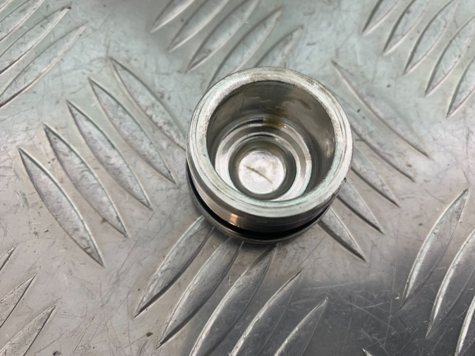 YAMAHA MT07 MT-07 1 X FORK CAP  YEAR 2014 (STOCK 995)