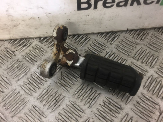 YAMAHA FJ1200 FJ 1200 3XW FRONT RIGHT PEG YEAR 1991 (STOCK 482)