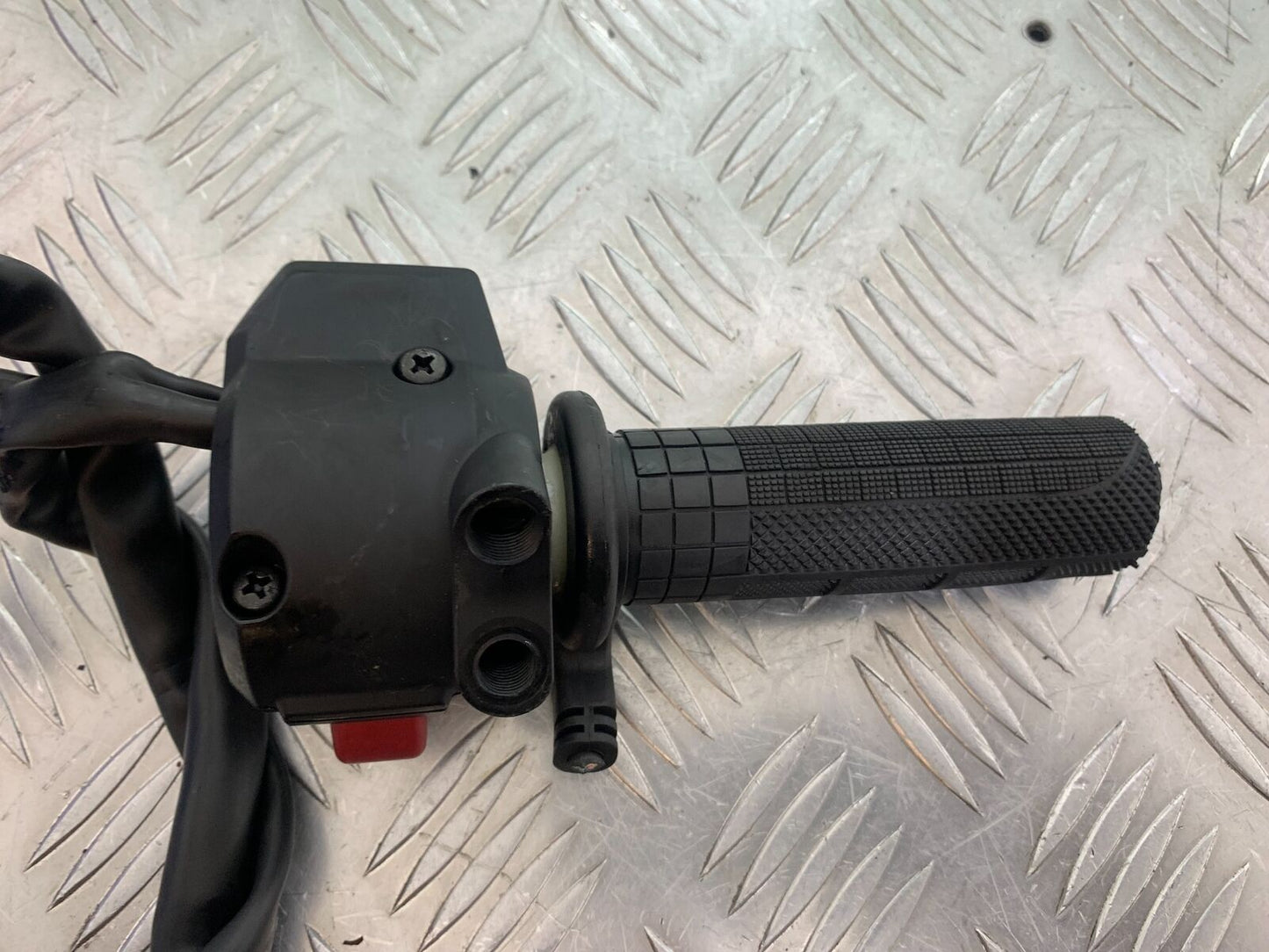 HONDA CRF1000 (DCT) AFRICA TWIN RIGHT SWITCH GEAR   YEAR 2017 (CMB1030)