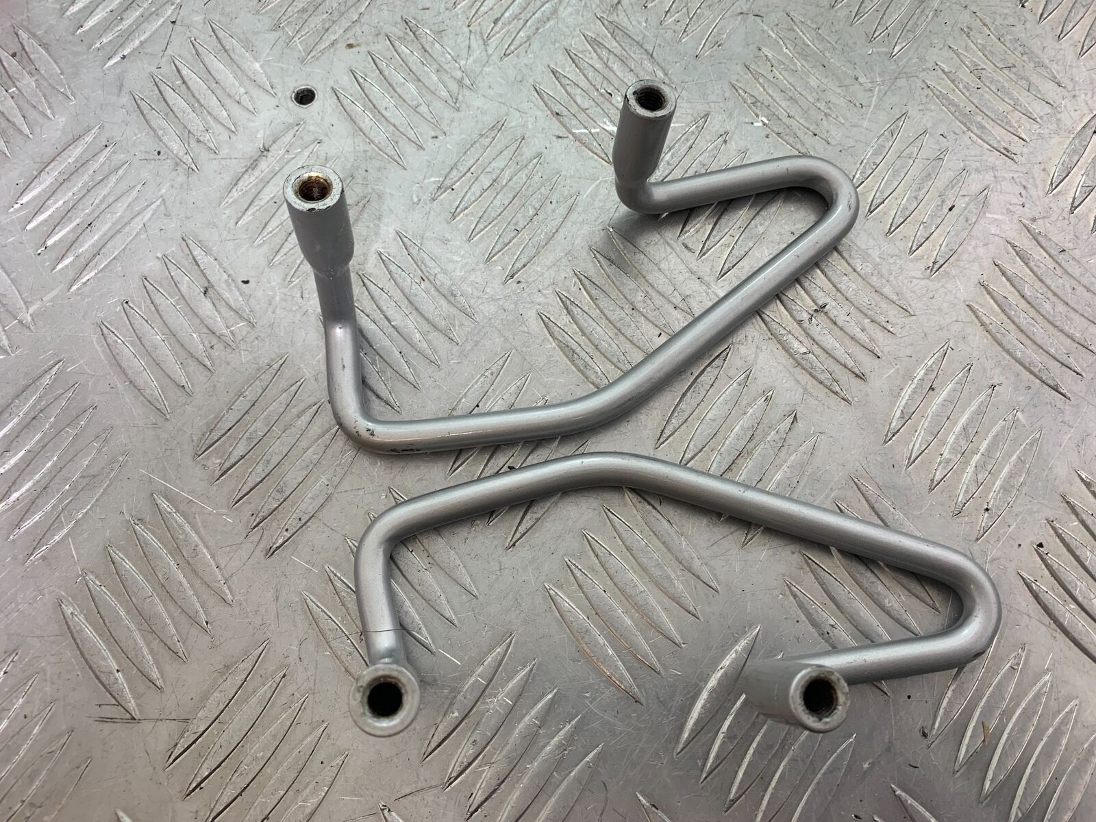 HUSQVARNA TE630 TE 630 GRAB HANDLES   YEAR 2010-11 (CMB1120)