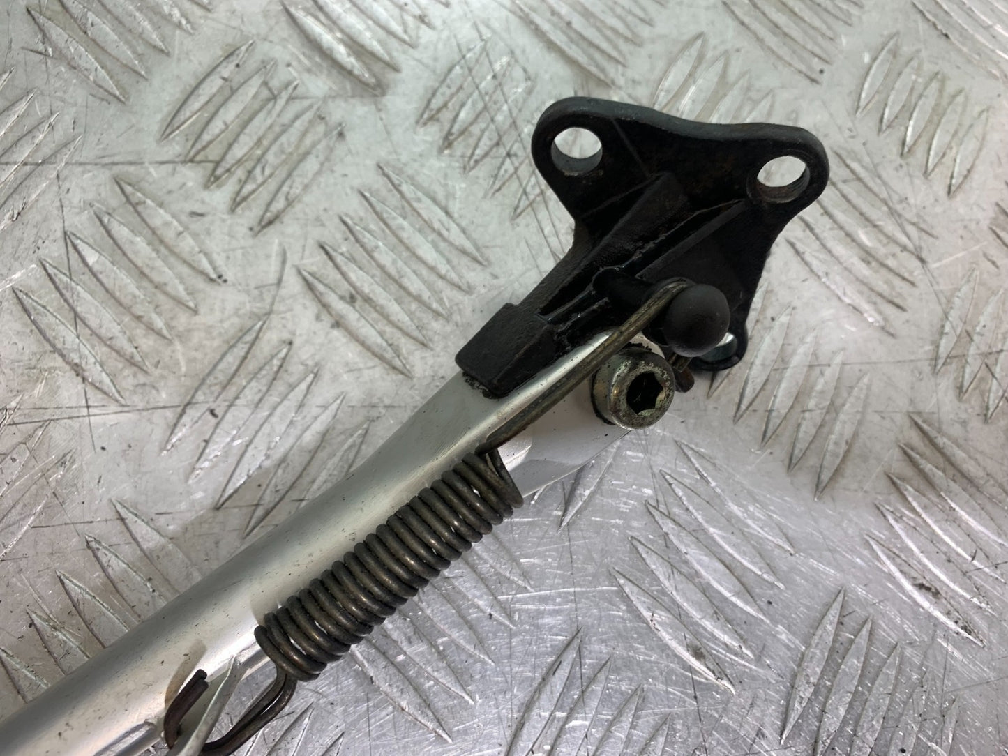 TRIUMPH SPEED TRIPLE R 1050 SIDE STAND  2009 (CMB1183)