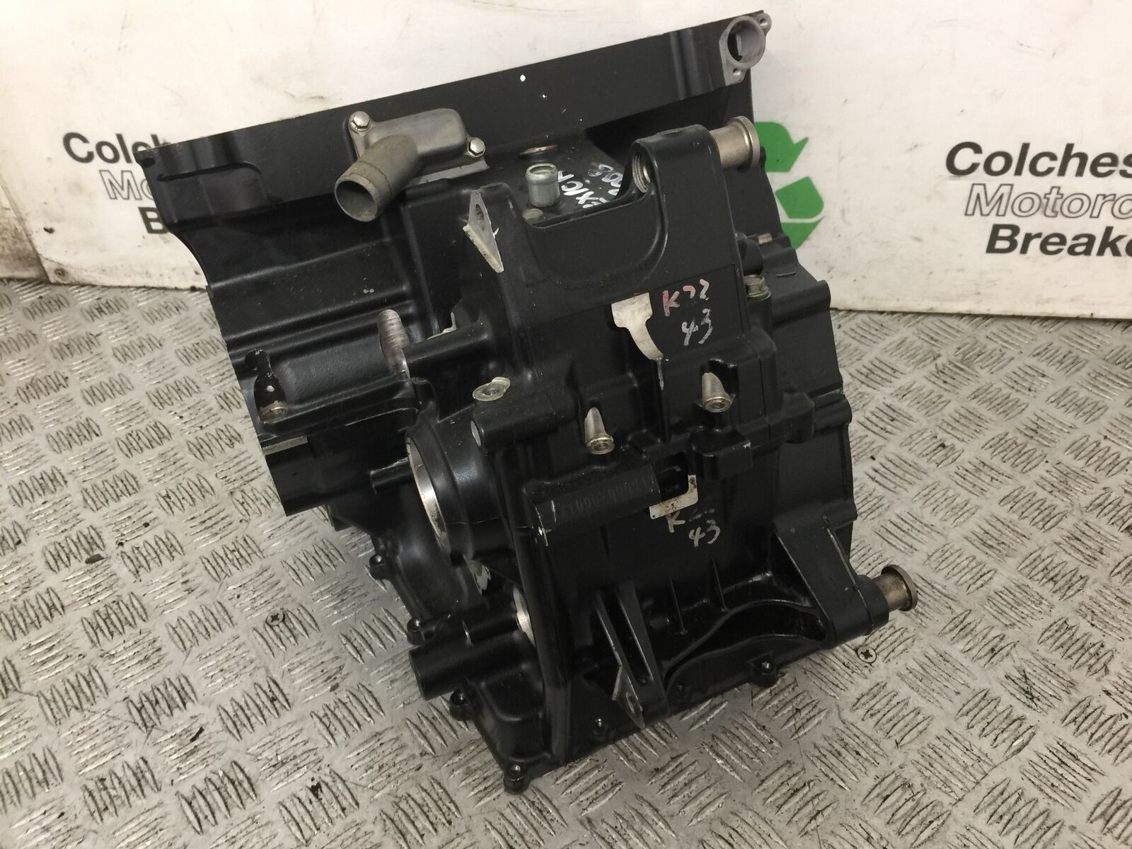 KAWASAKI ZX10R ZX10 R CRANK CASINGS 2008 (STOCK 519)