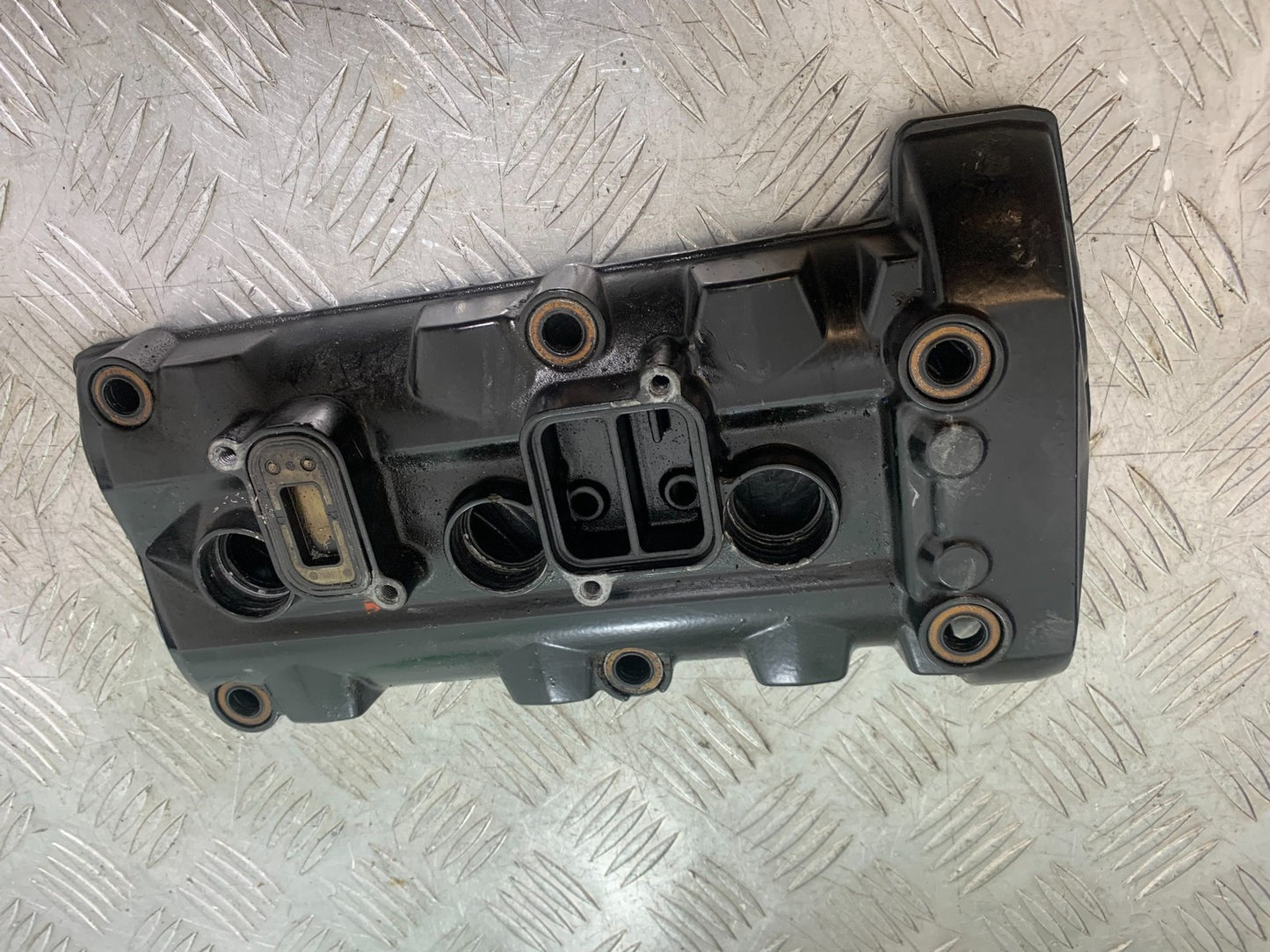 TRIUMPH 675 STREET TRIPLE ROCKER COVER   2013-2016 (CMB1186)