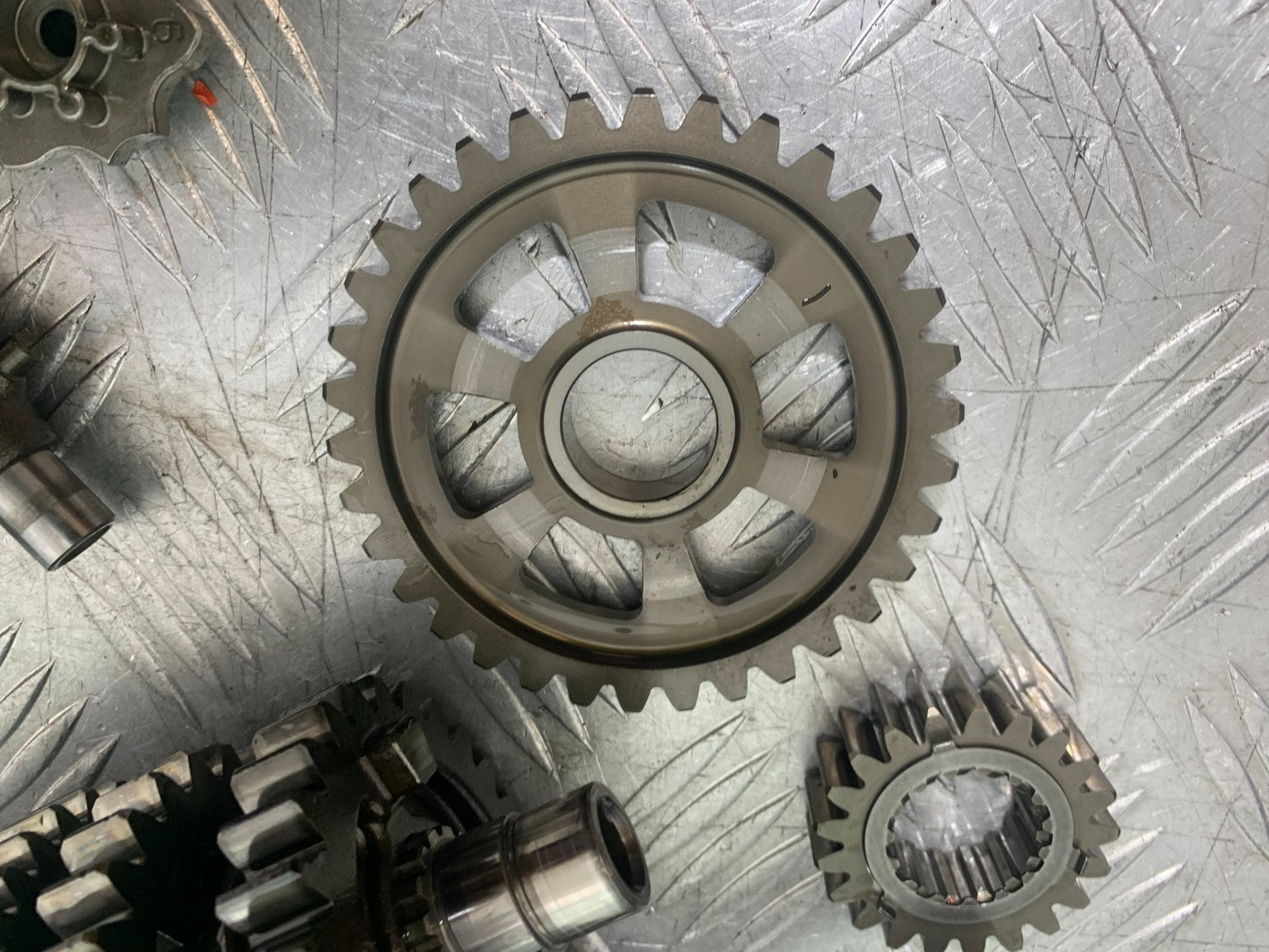 TRIUMPH 675 STREET TRIPLE R GEARBOX GEAR BOX   YEAR 2012 (CMB1221)