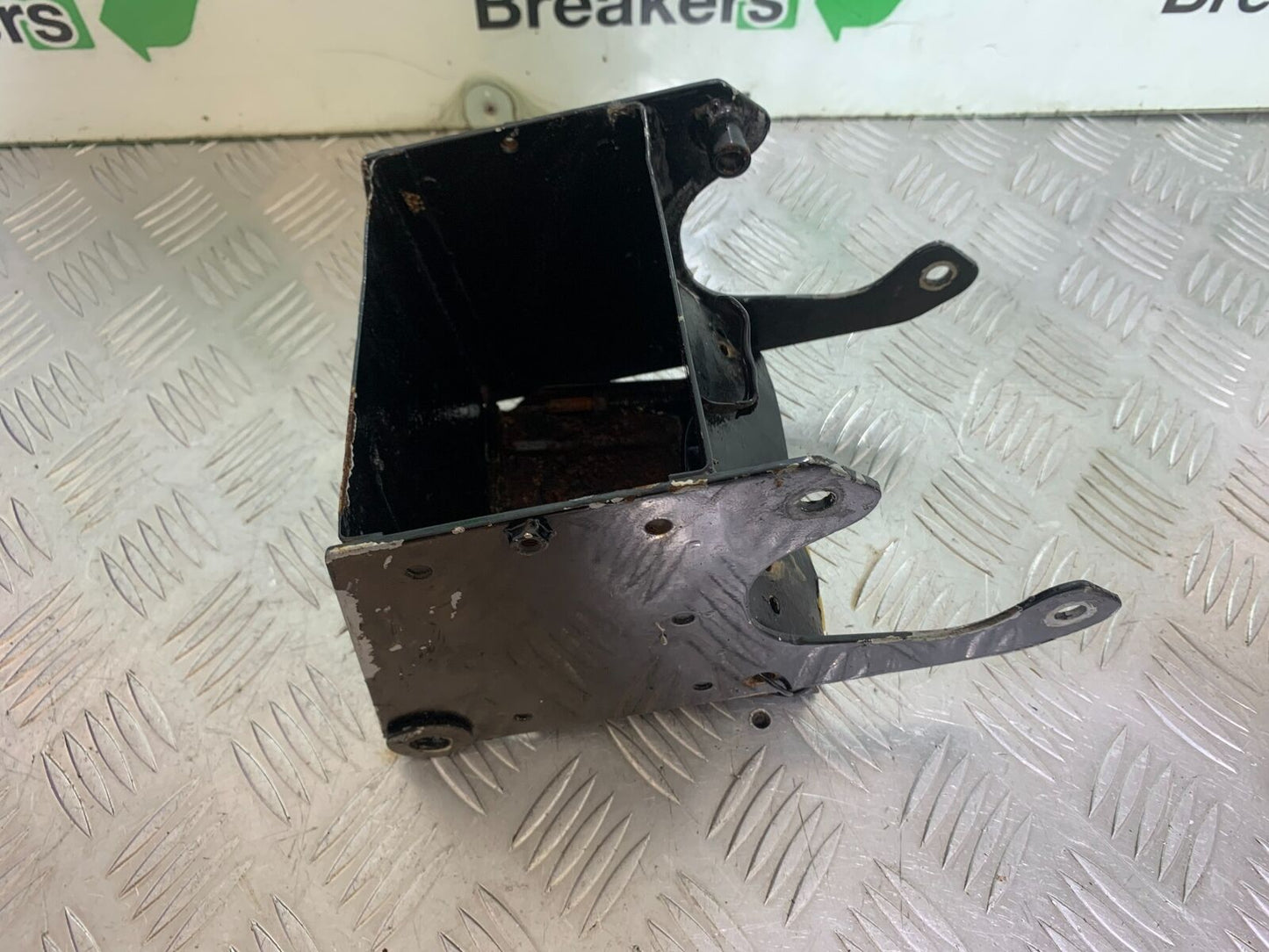 SUZUKI VS1400 VS 1400 INTRUDER BATTERY BOX YEAR 1988 (CMB1077)