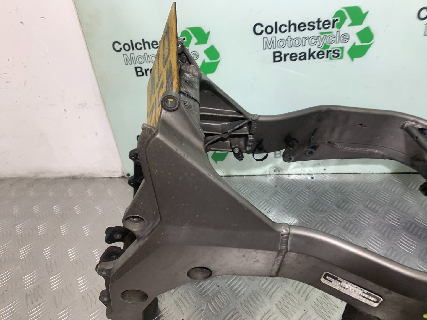 HONDA CBR1100 BLACKBIRD FRAME REG LOG BOOK  YEAR 1999-2005 (CMB1103)