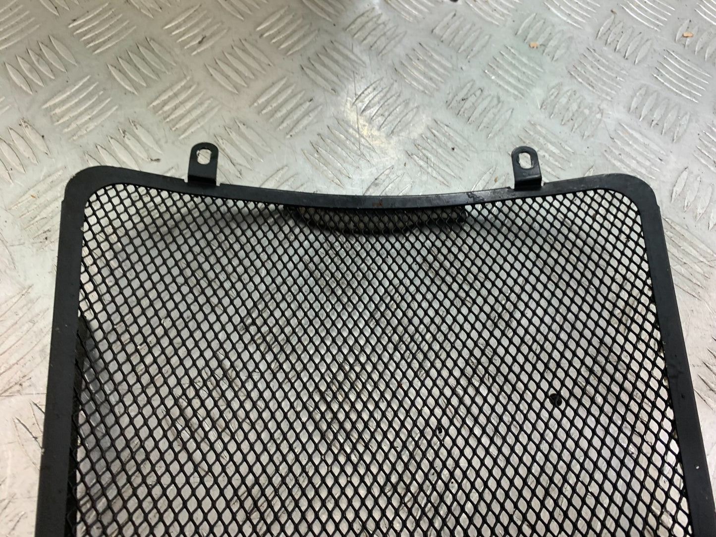 APRILIA TUONO 1000 V4R RADIATOR GRILL  YEAR 2011-13  (CMB1316)