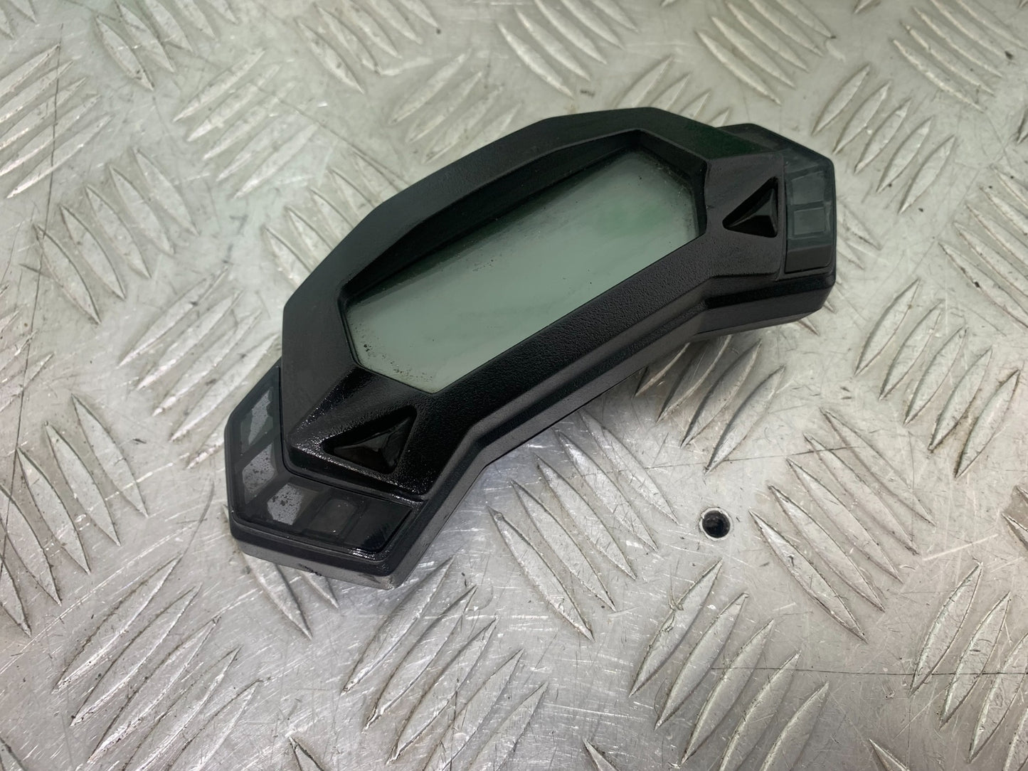 KAWASAKI Z125 Z 125 CLOCKS SPEEDO DASH  YEAR  2018-2023 (CMB1167)
