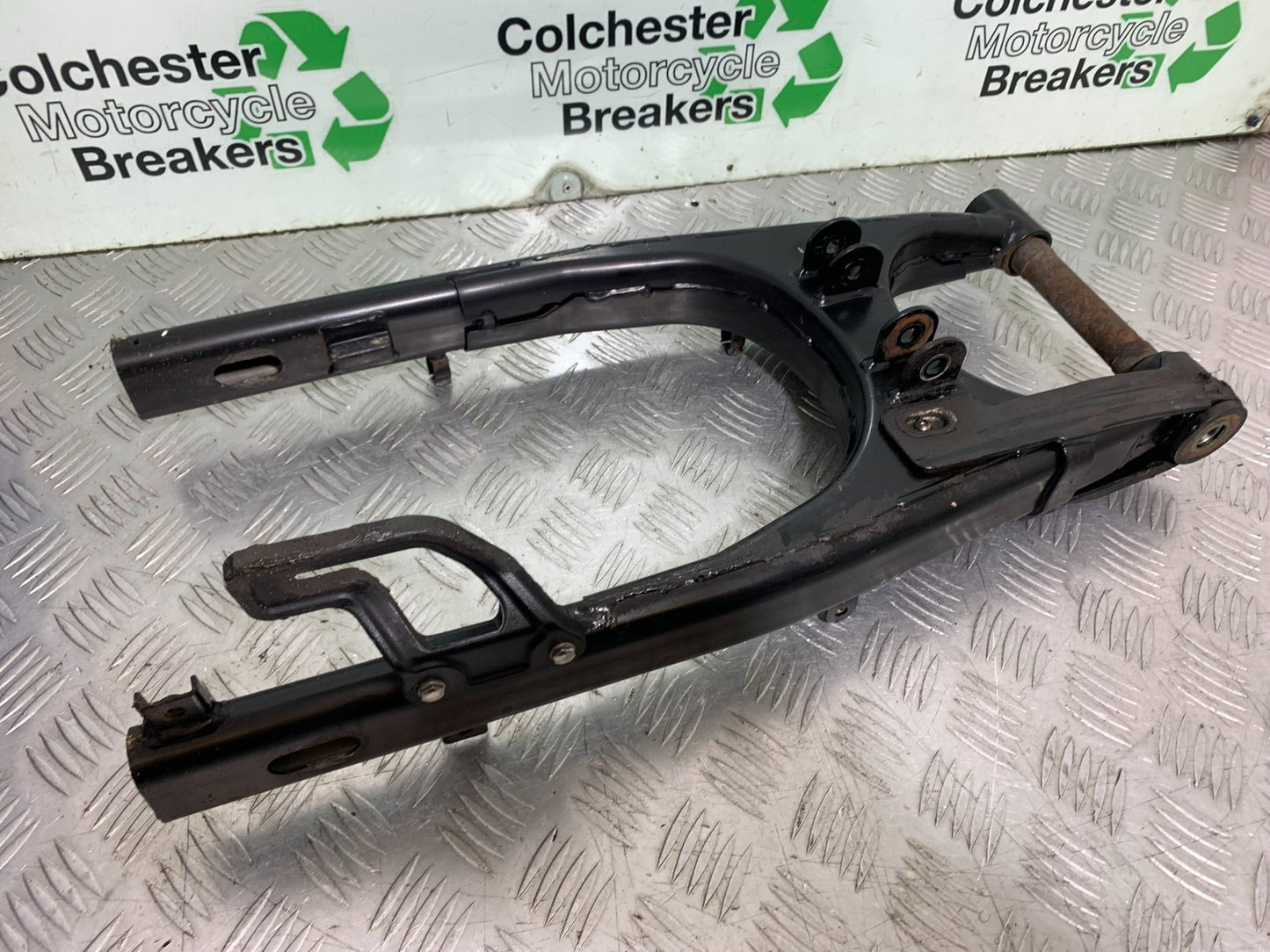 ROYAL ENFIELD HIMALAYAN 411 SWINGARM YEAR 2018-2023 (CMB1279)