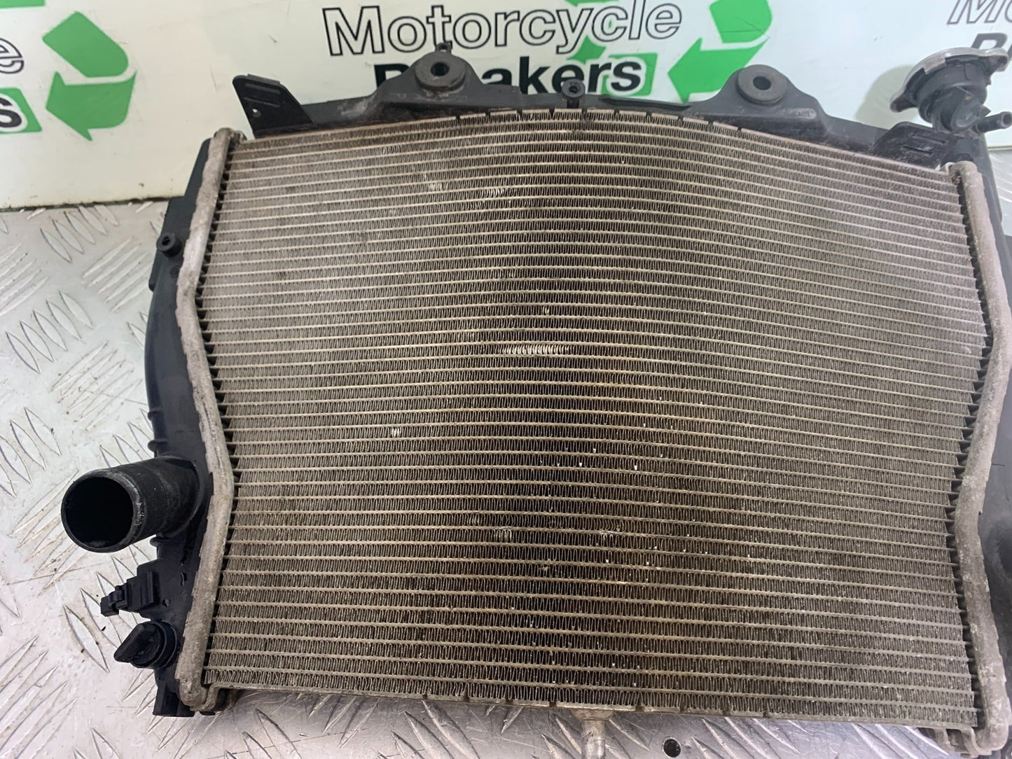 BMW S1000 RR RADIATOR  YEAR 2015-2018 (CMB1246)
