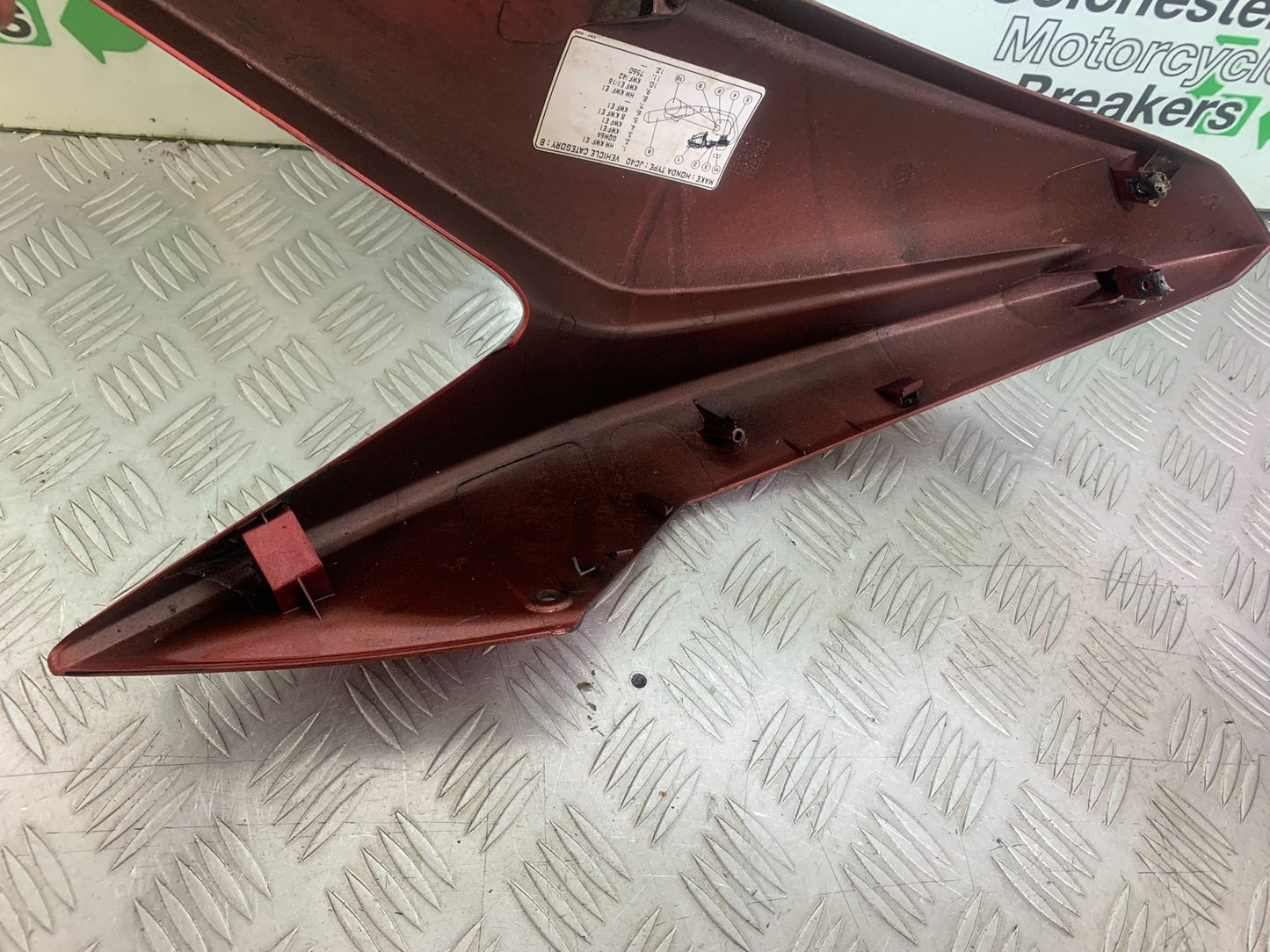 HONDA CBF125 CBF 125 RIGHT FAIRING PANEL YEAR 2009-14 (CMB1182)