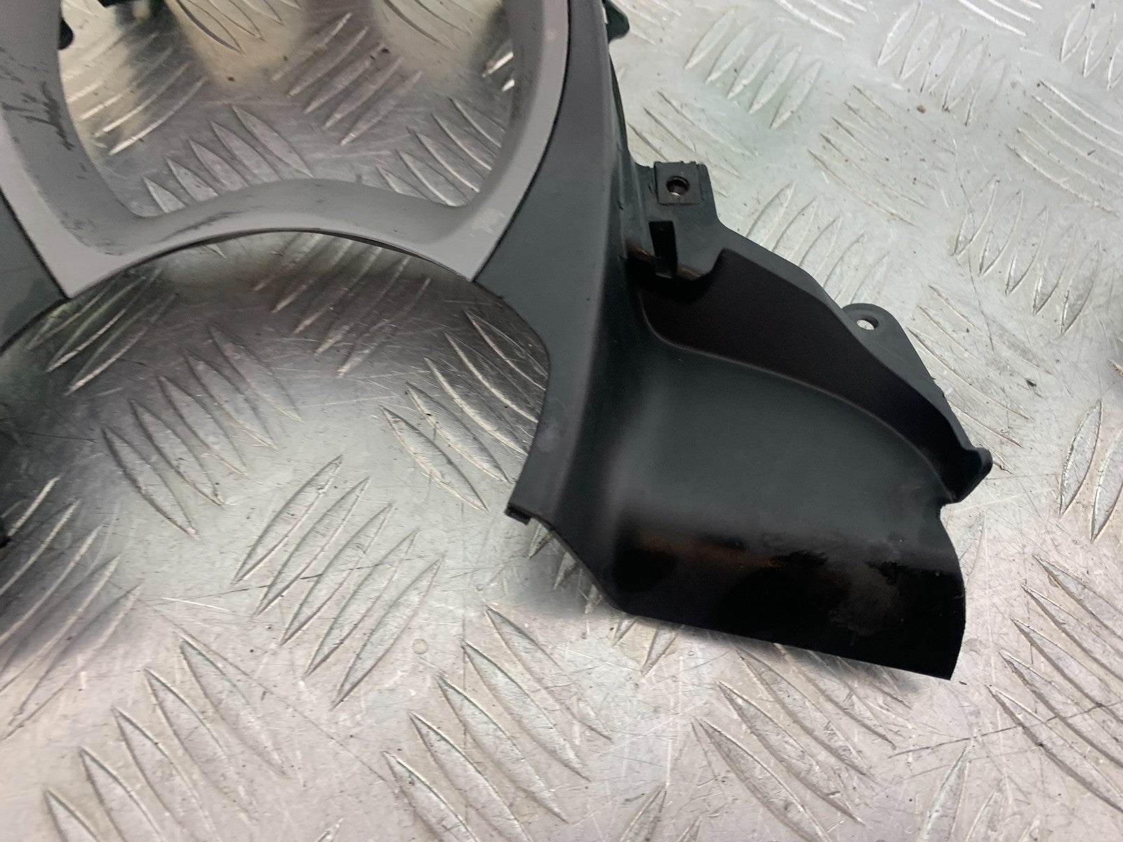 YAMAHA XMAX 125 XMAX-125 CLOCK  SURROUND   YEAR 2015-2020  (CMB1266)