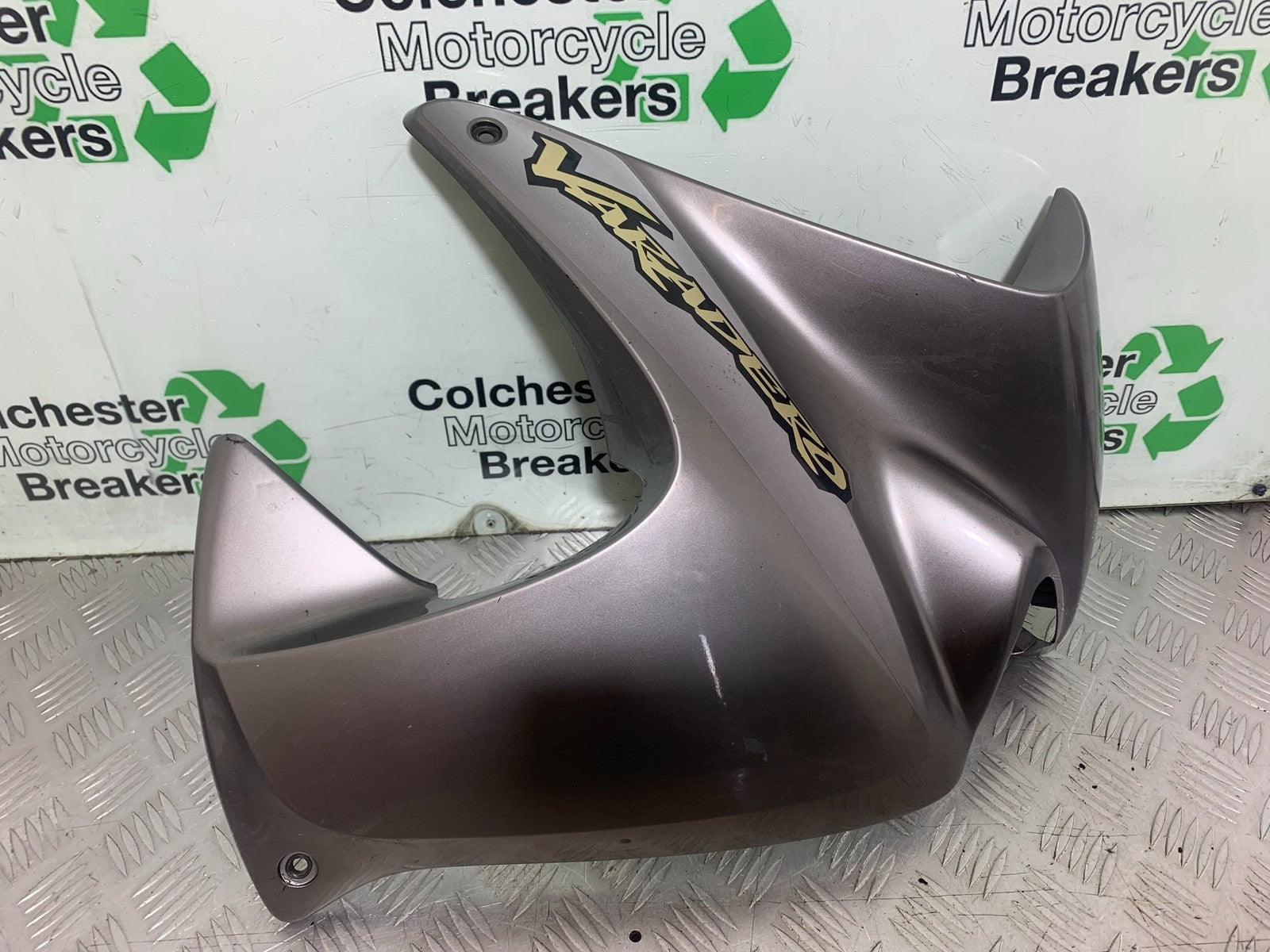 HONDA XL125 VARADERO RIGHT FAIRING PANEL  YEAR 2001-2006  (CMB1210)