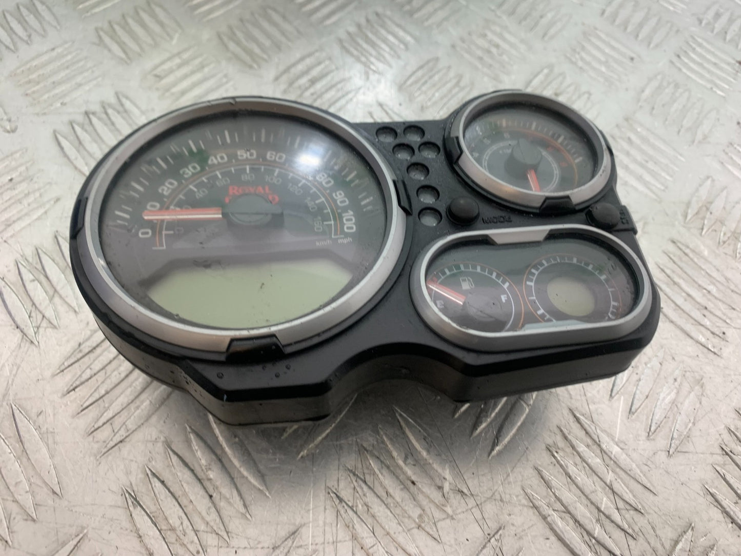 ROYAL ENFIELD HIMALAYAN 411 CLOCKS SPEEDO DASH  YEAR 2018-2023 (CMB1279)
